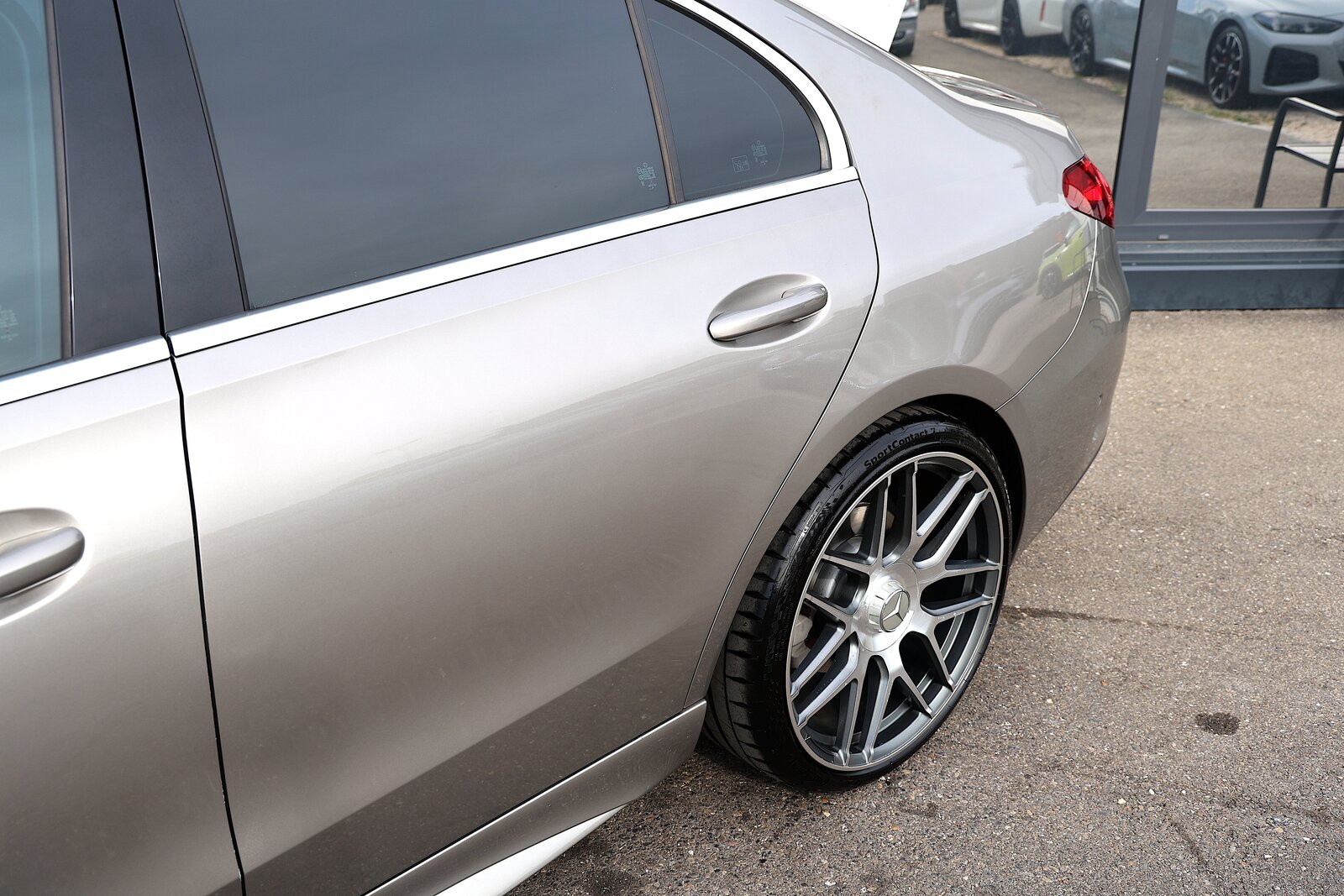 MERCEDES-BENZ C 300 AMG Line, Hybride Léger Essence/Électricité, Occasion / Utilisé, Automatique - 4