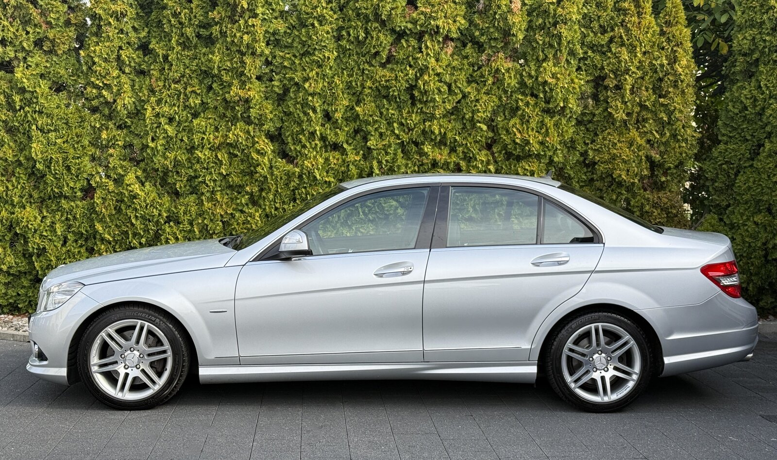 MERCEDES-BENZ C 300 (280) AMG Styling 7G-Tronic / 1.Hand / E, Benzin, Occasion / Gebraucht, Automatik - 7