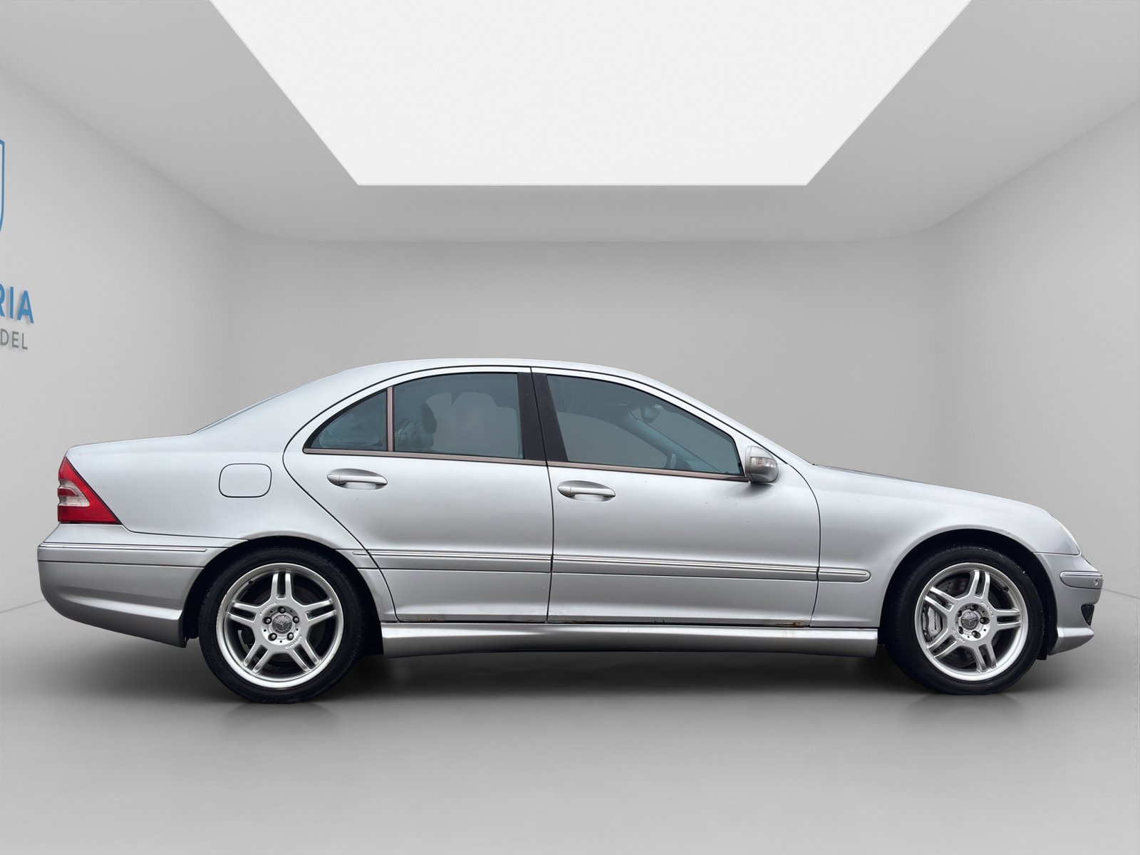 MERCEDES-BENZ C 32 AMG Automatic, Petrol, Second hand / Used, Automatic - 6
