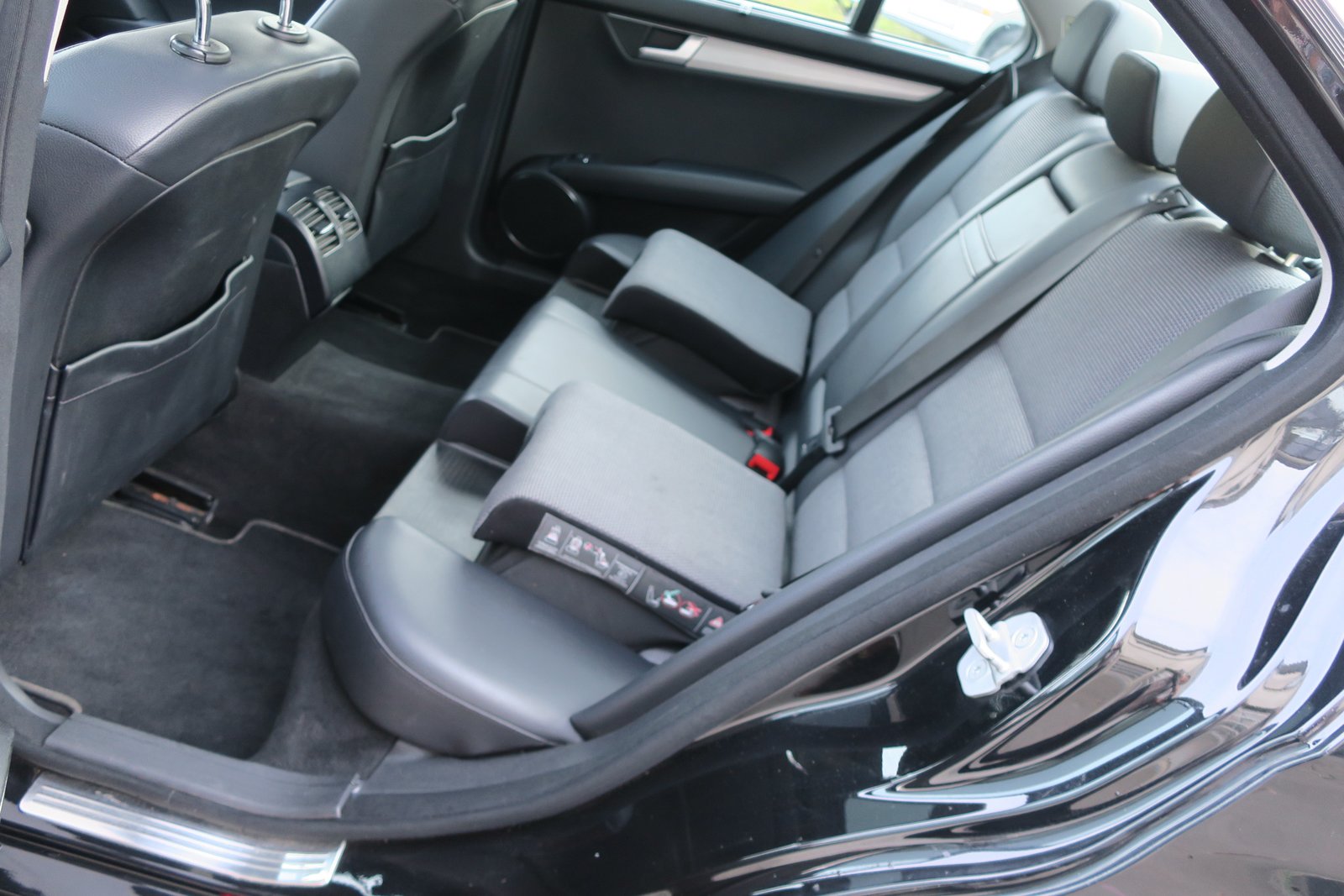 MERCEDES-BENZ C 350 Avantgarde 7G-Tronic 306PS, Benzin, Occasion / Gebraucht, Automatik - 5
