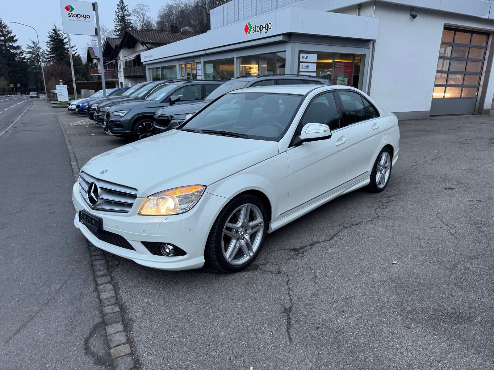 MERCEDES-BENZ C 350 Avantgarde 7G-Tronic