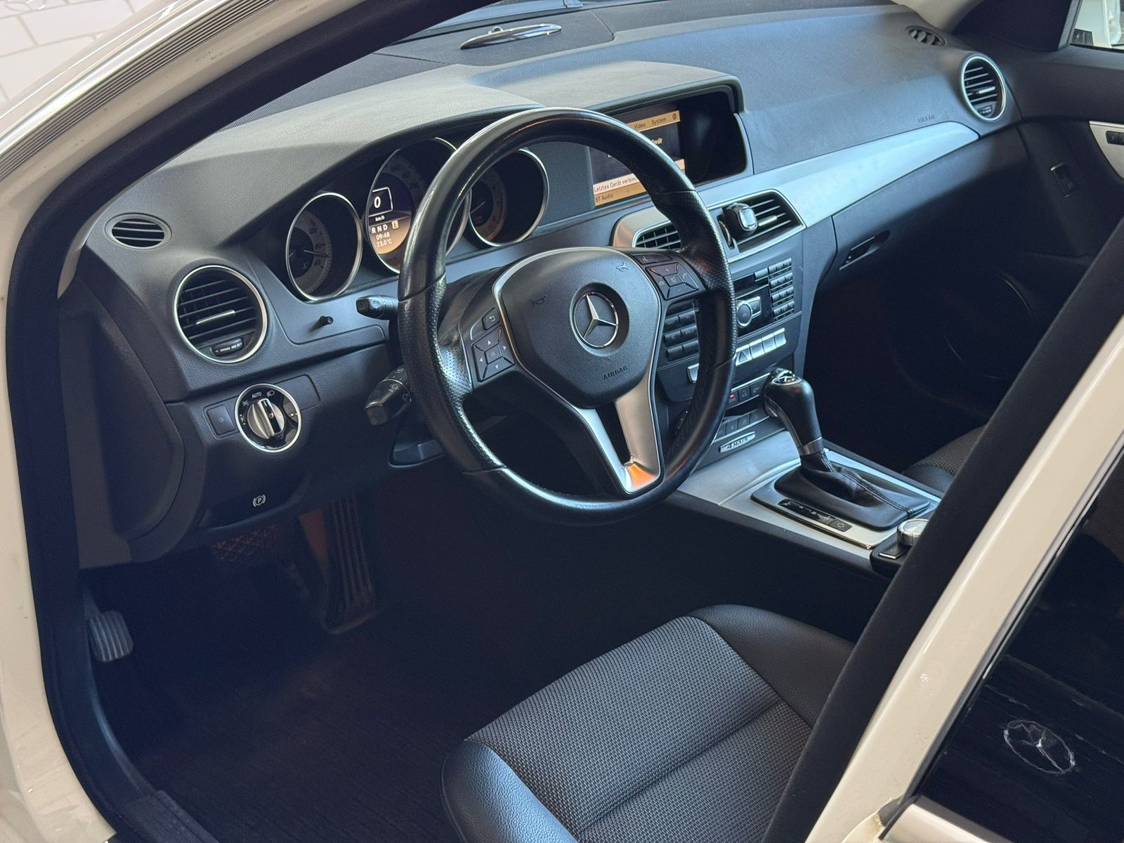 MERCEDES-BENZ C 350 Avantgarde 4Matic 7G-Tronic, Petrol, Second hand / Used, Automatic - 7