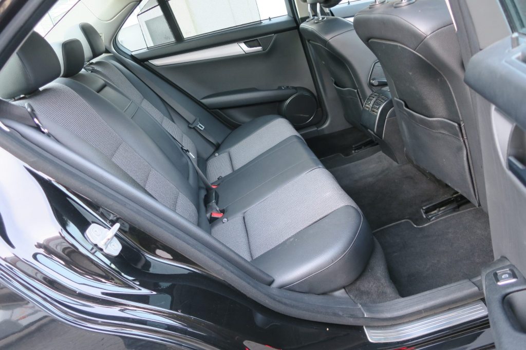 MERCEDES-BENZ C 350 V6 BlueEF Avantgarde, Essence, Occasion / Utilisé, Automatique - 7