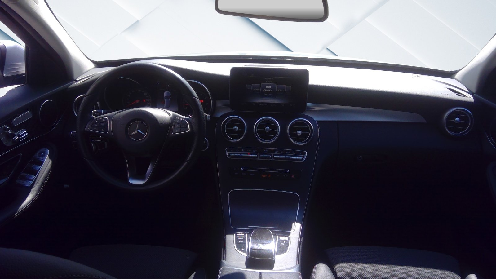 MERCEDES-BENZ C 400 Avantgarde 4Matic 9G-Tronic, Benzin, Occasion / Gebraucht, Automatik - 4
