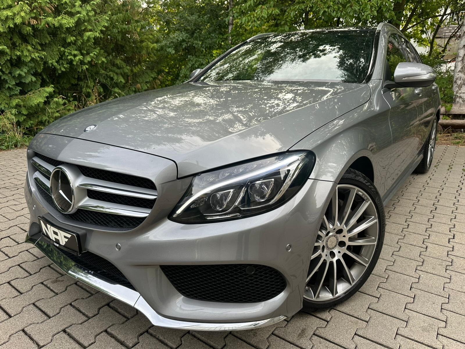 MERCEDES-BENZ C 400 AMG Line 4Matic 7G-Tronic
