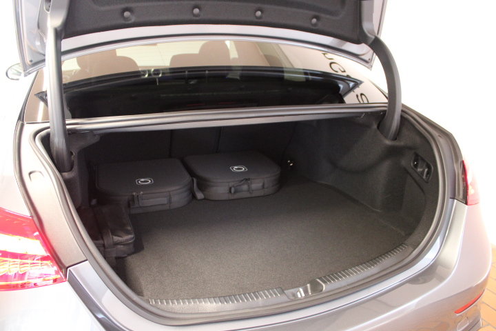 MERCEDES-BENZ C 400 e 4Matic AMG Line, Plug-in-Hybrid Petrol/Electric, Second hand / Used, Automatic - 4