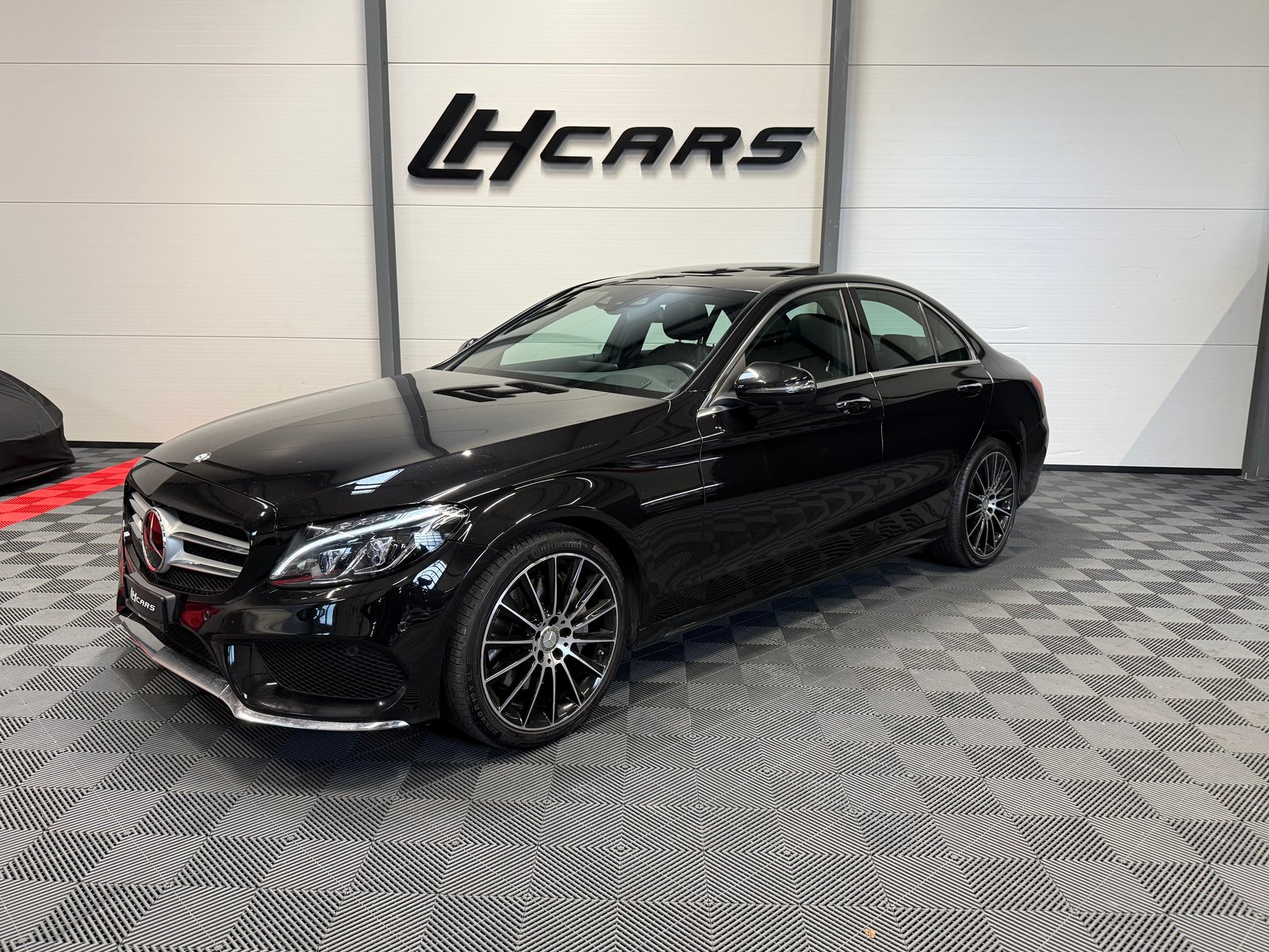 MERCEDES-BENZ C 400 AMG Line 4matic