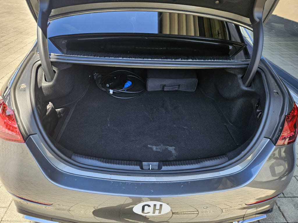 MERCEDES-BENZ C 400 e 4Matic AMG Line, Plug-in-Hybrid Benzin/Elektro, Occasion / Gebraucht, Automatik - 4