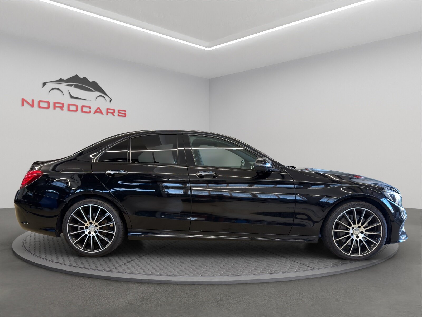 MERCEDES-BENZ C 400 AMG Line 4Matic 7G-Tronic, Benzin, Occasion / Gebraucht, Automatik - 6