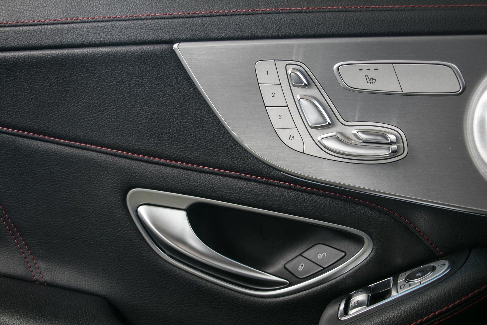 MERCEDES-BENZ C 43 AMG 4Matic 9G-tronic, Benzin, Occasion / Gebraucht, Automatik - 7