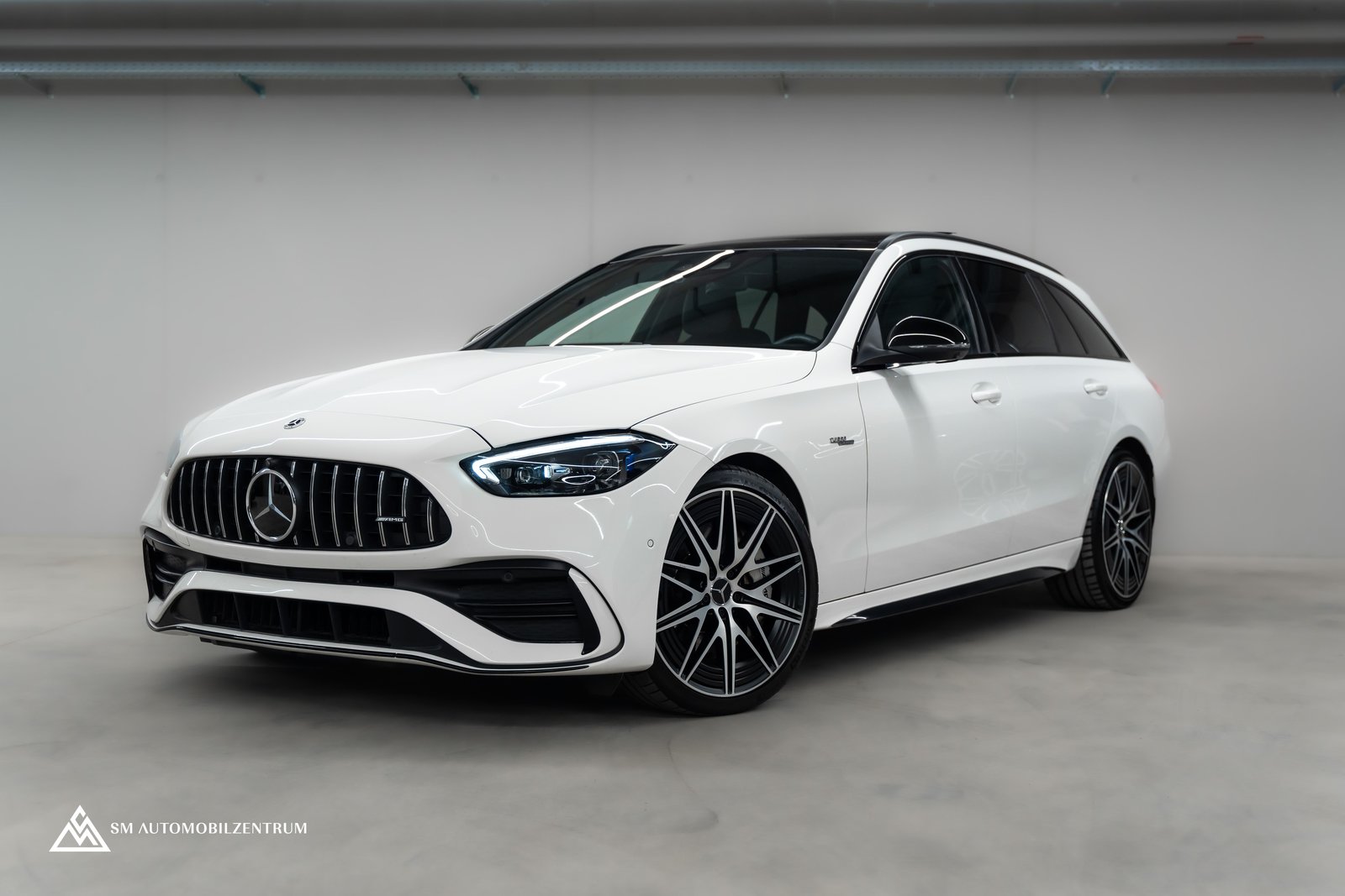 MERCEDES-BENZ C 43 AMG 4matic / Panorama / 360 / 20'' Räder