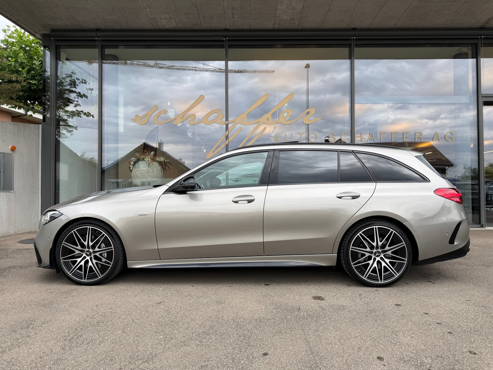 MERCEDES-BENZ C 43 T AMG 4Matic, Mild-Hybrid Petrol/Electric, Second hand / Used, Automatic - 4