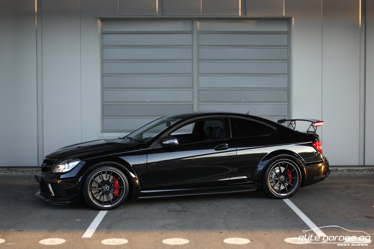 MERCEDES-BENZ C 63 Coupé AMG Black Series ALL BLACK
