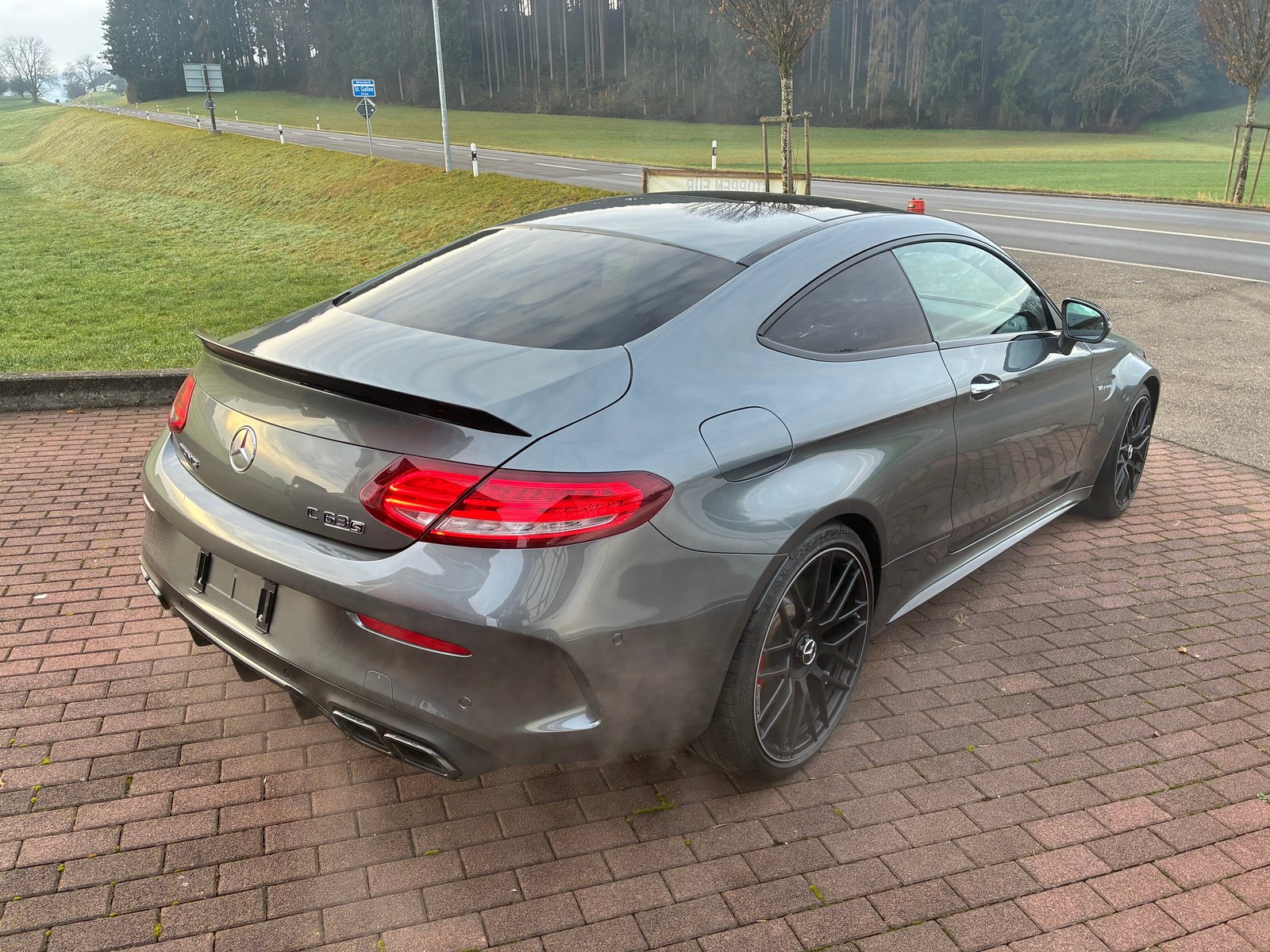 MERCEDES-BENZ C 63 AMG V8, Essence, Occasion / Utilisé, Automatique - 4