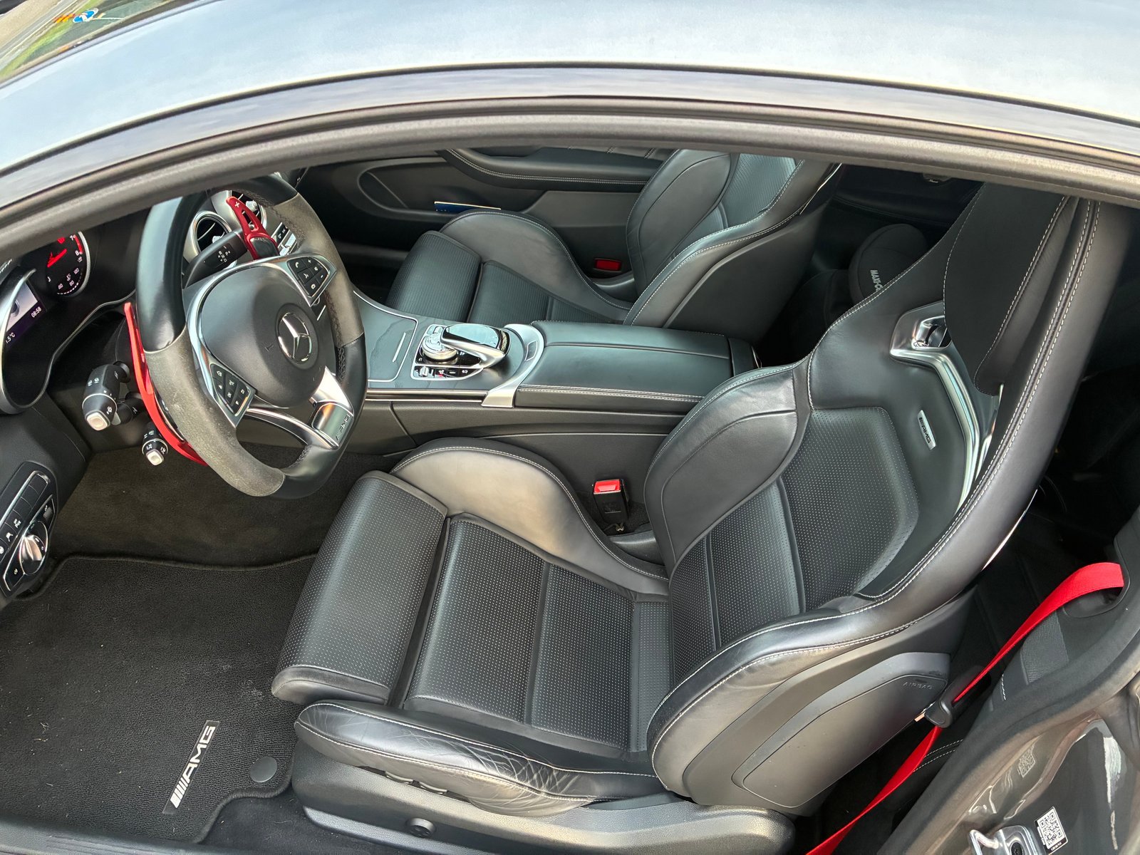 MERCEDES-BENZ C 63 AMG V8, Essence, Occasion / Utilisé, Automatique - 6