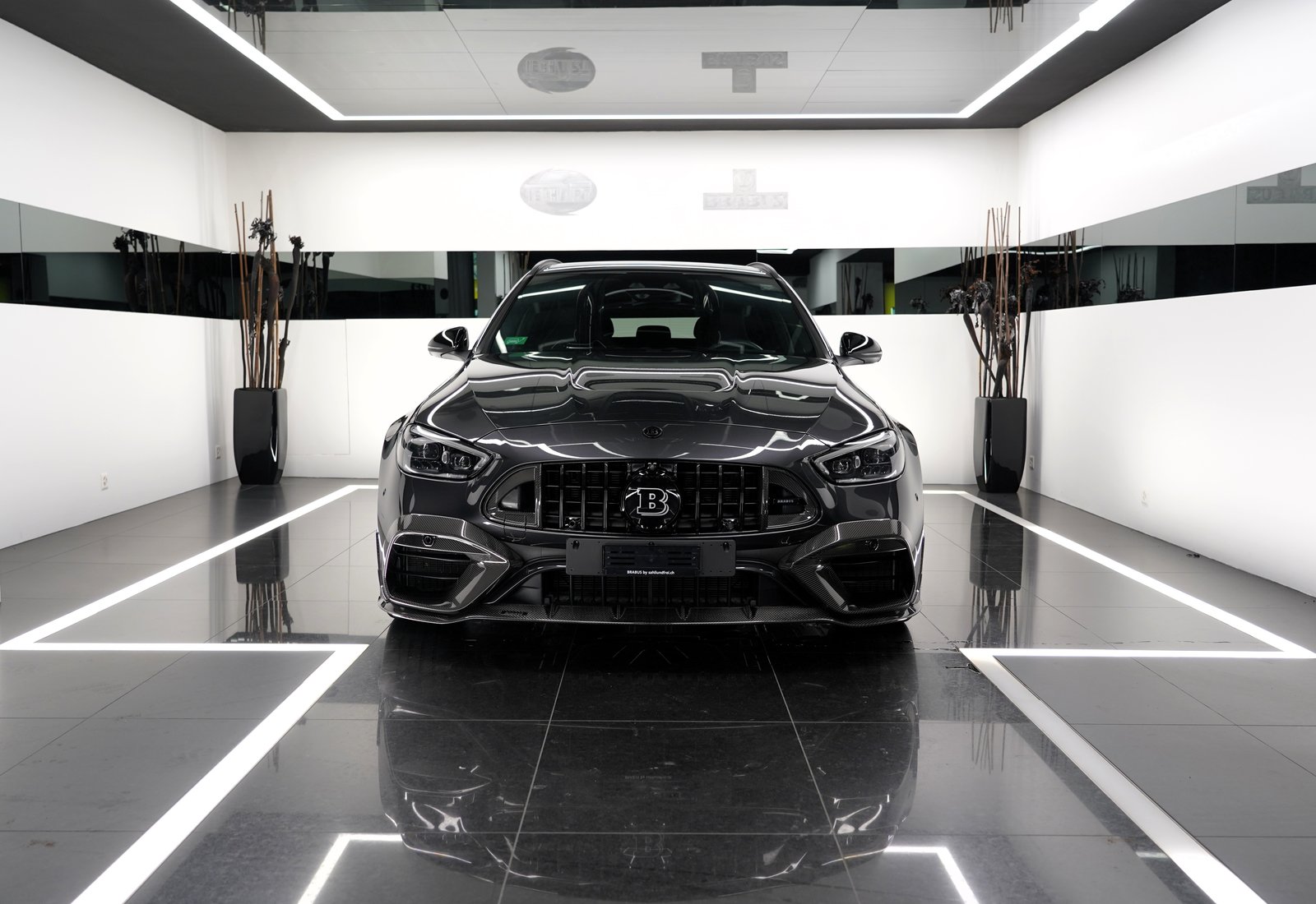 MERCEDES-BENZ C 63 AMG S T E Perf. BRABUS 730, Voll-Hybrid Benzin/Elektro, Vorführwagen, Automatik - 3
