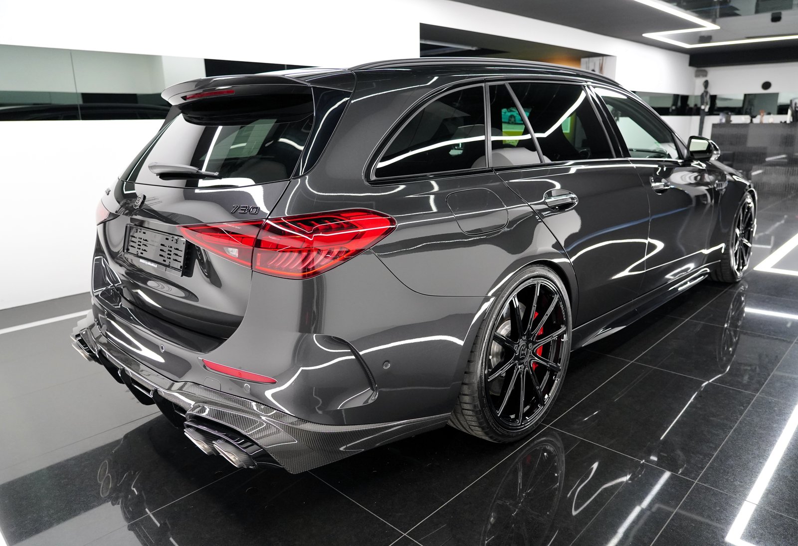 MERCEDES-BENZ C 63 AMG S T E Perf. BRABUS 730, Voll-Hybrid Benzin/Elektro, Vorführwagen, Automatik - 4