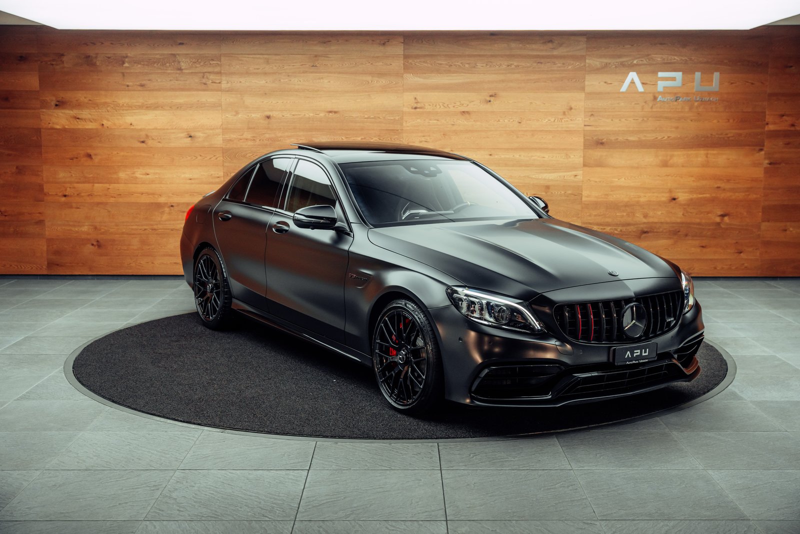 MERCEDES-BENZ C 63 S AMG Speedshift