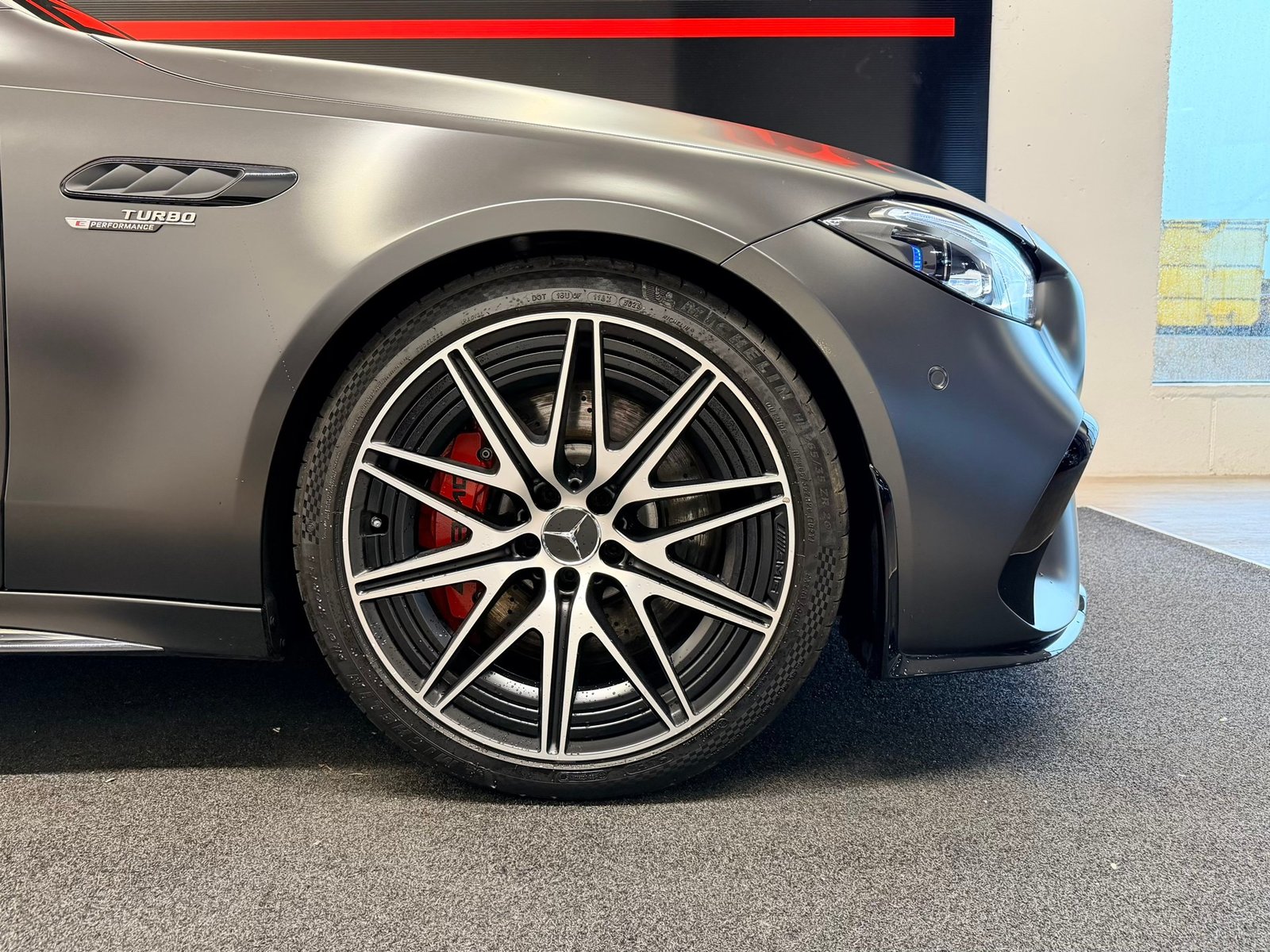 MERCEDES-BENZ C 63 S AMG E Performance 4 Matic Executive Edi, Voll-Hybrid Benzin/Elektro, Occasion / Gebraucht, Automatik - 7
