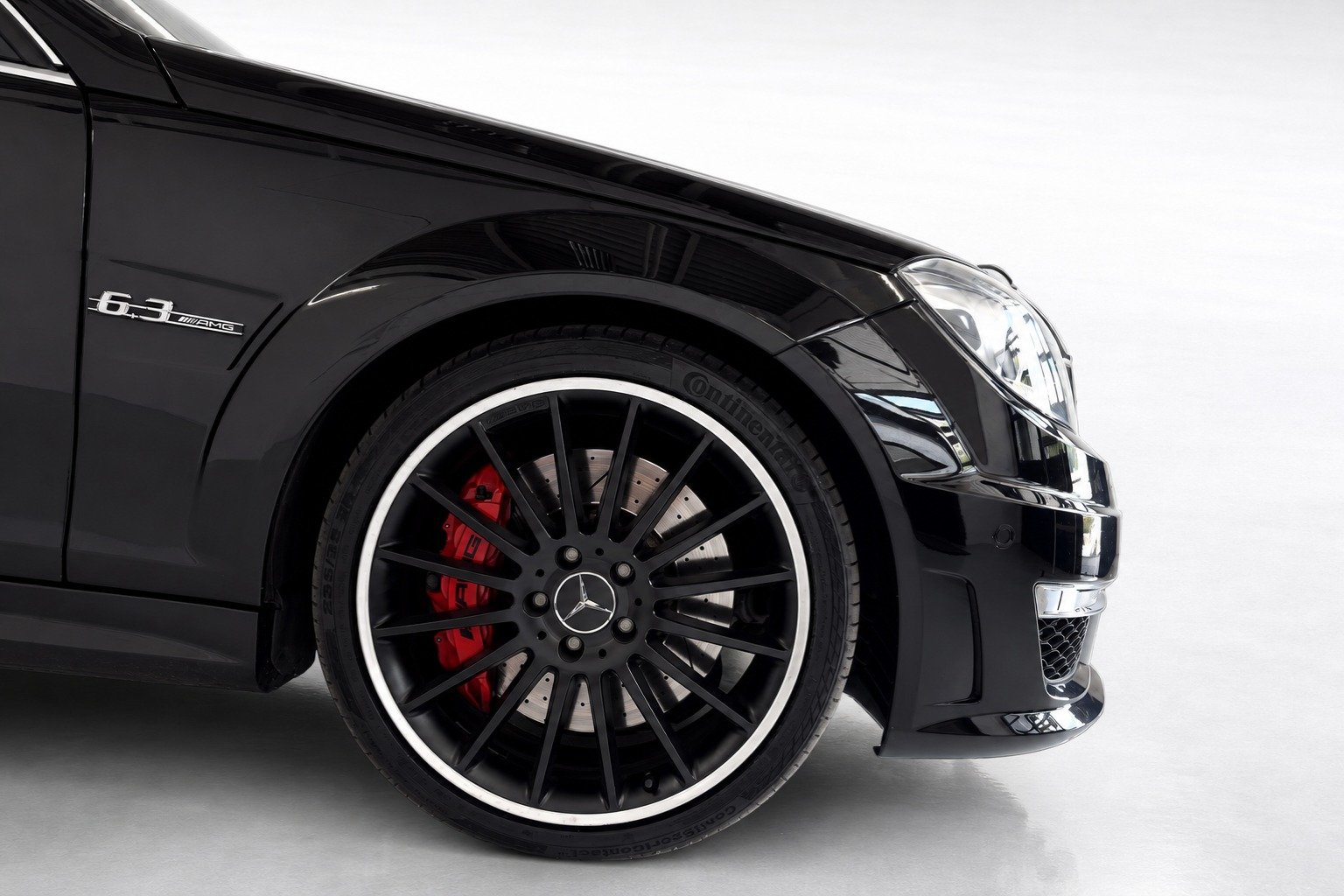 MERCEDES-BENZ C 63 V8 AMG, Essence, Occasion / Utilisé, Automatique - 7