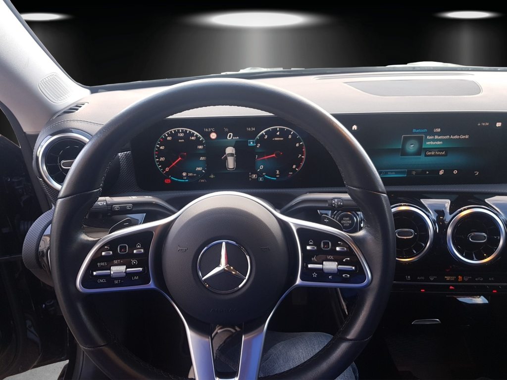 MERCEDES-BENZ CLA-Klasse X118 Shooting Brake CLA 180, Essence, Occasion / Utilisé, Automatique - 6