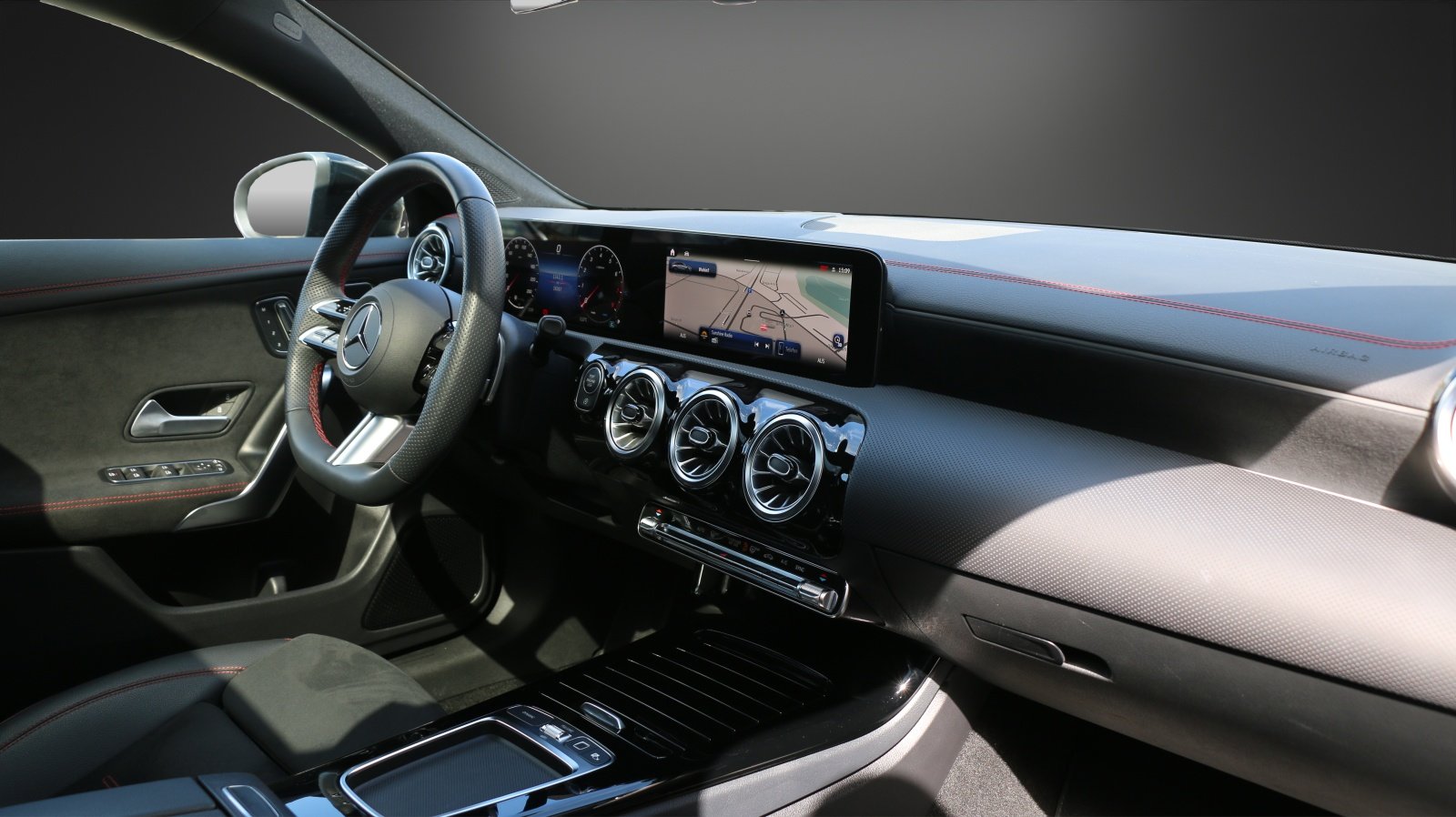 MERCEDES-BENZ CLA SB 180 7G-DCT, Mild-Hybrid Benzin/Elektro, Occasion / Gebraucht, Automatik - 7