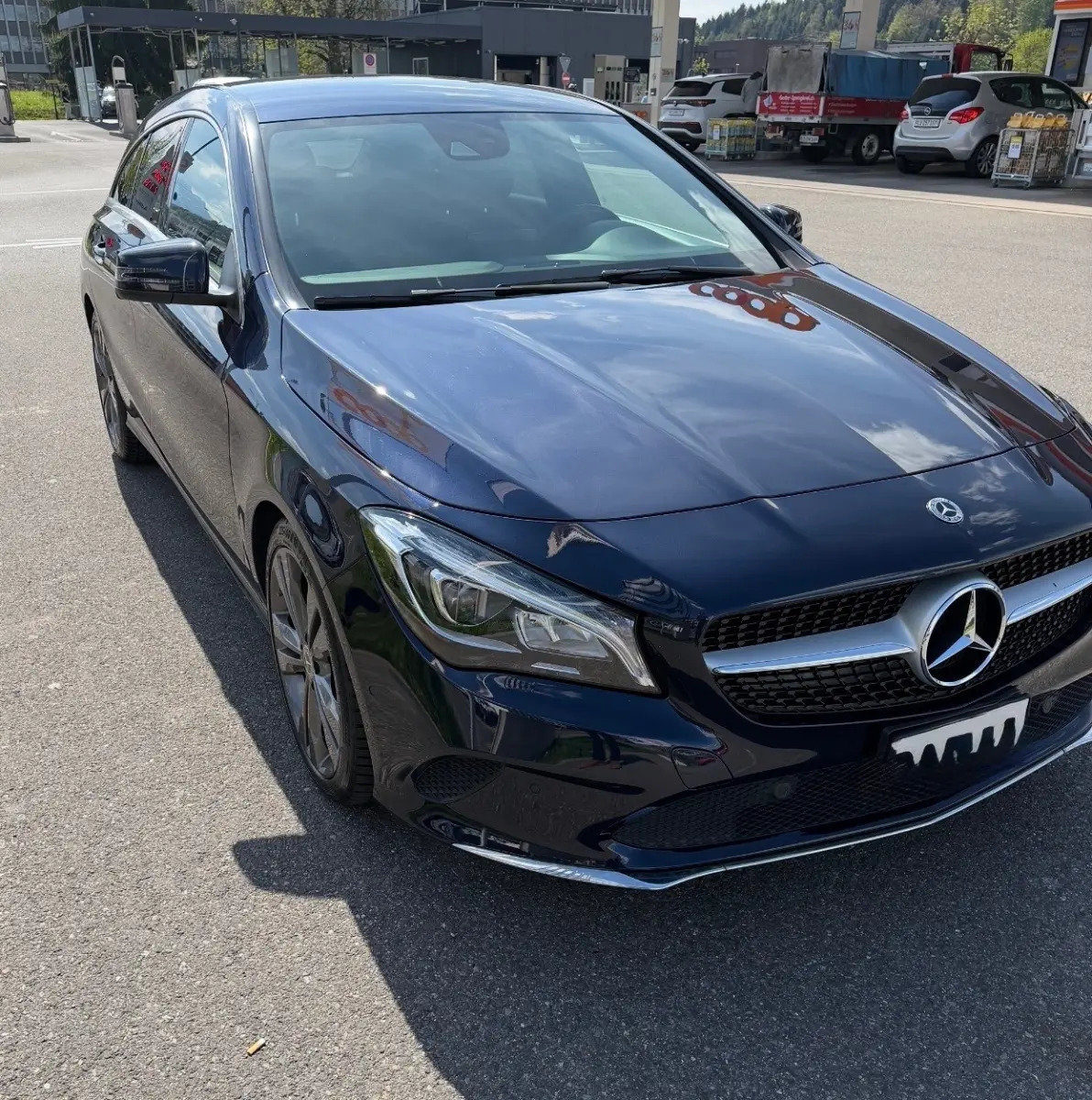 MERCEDES-BENZ CLA-Klasse X117 Shooting Brake CLA 180 Urban, Benzin, Occasion / Gebraucht, Automatik - 2