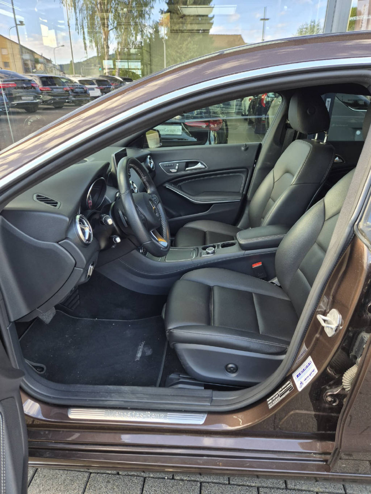 MERCEDES-BENZ CLA 180 Urban Shooting Brake, Petrol, Second hand / Used, Automatic - 5