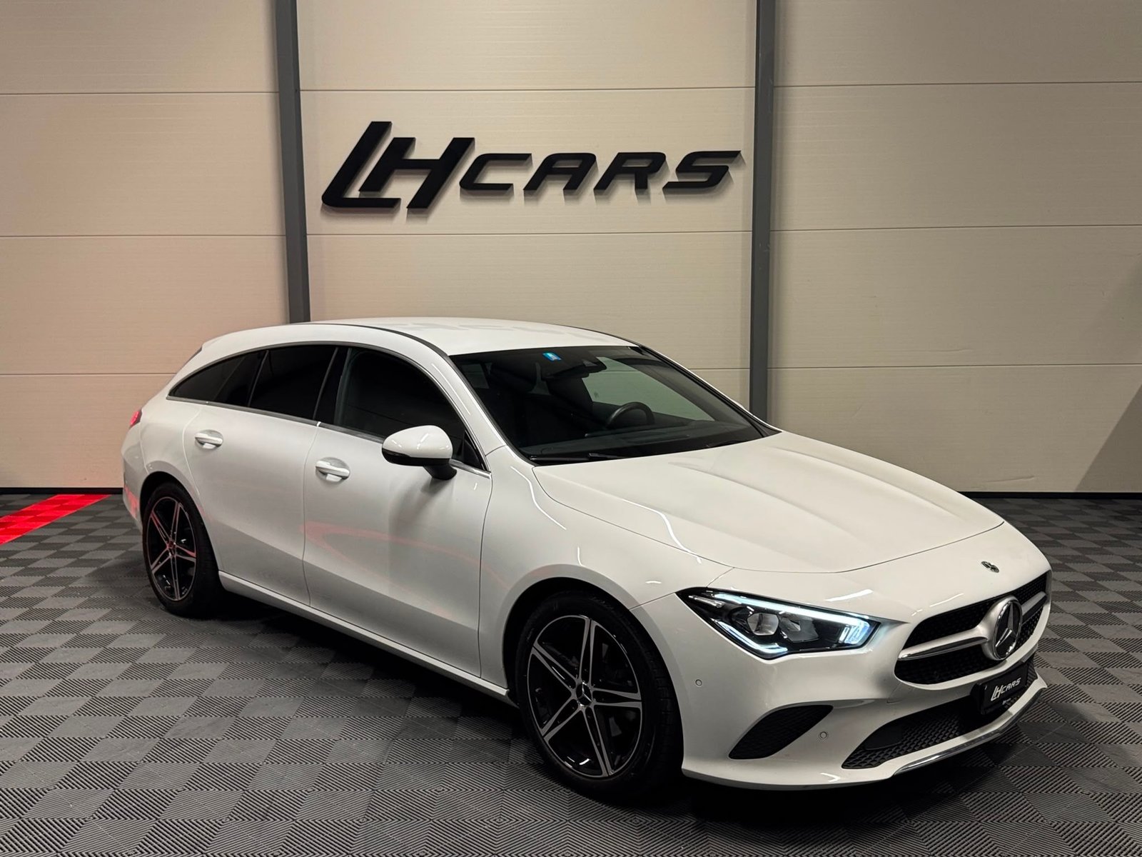 MERCEDES-BENZ CLA 180 Progressive Shooting Brake, Petrol, Second hand / Used, Automatic - 6