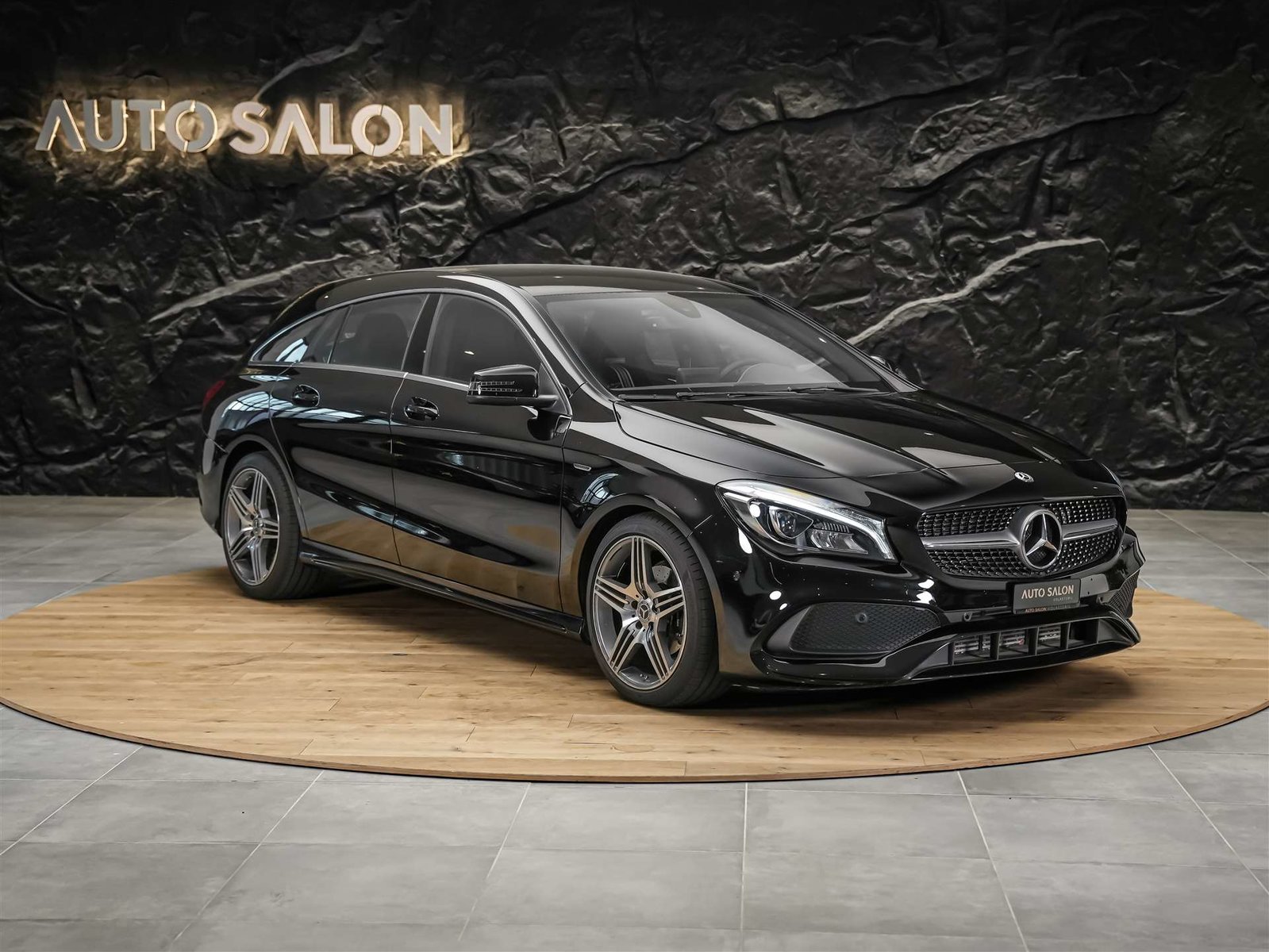 MERCEDES-BENZ CLA 180 Shooting Brake AMG Line 7G-DCT *Faceli, Petrol, Second hand / Used, Automatic - 7