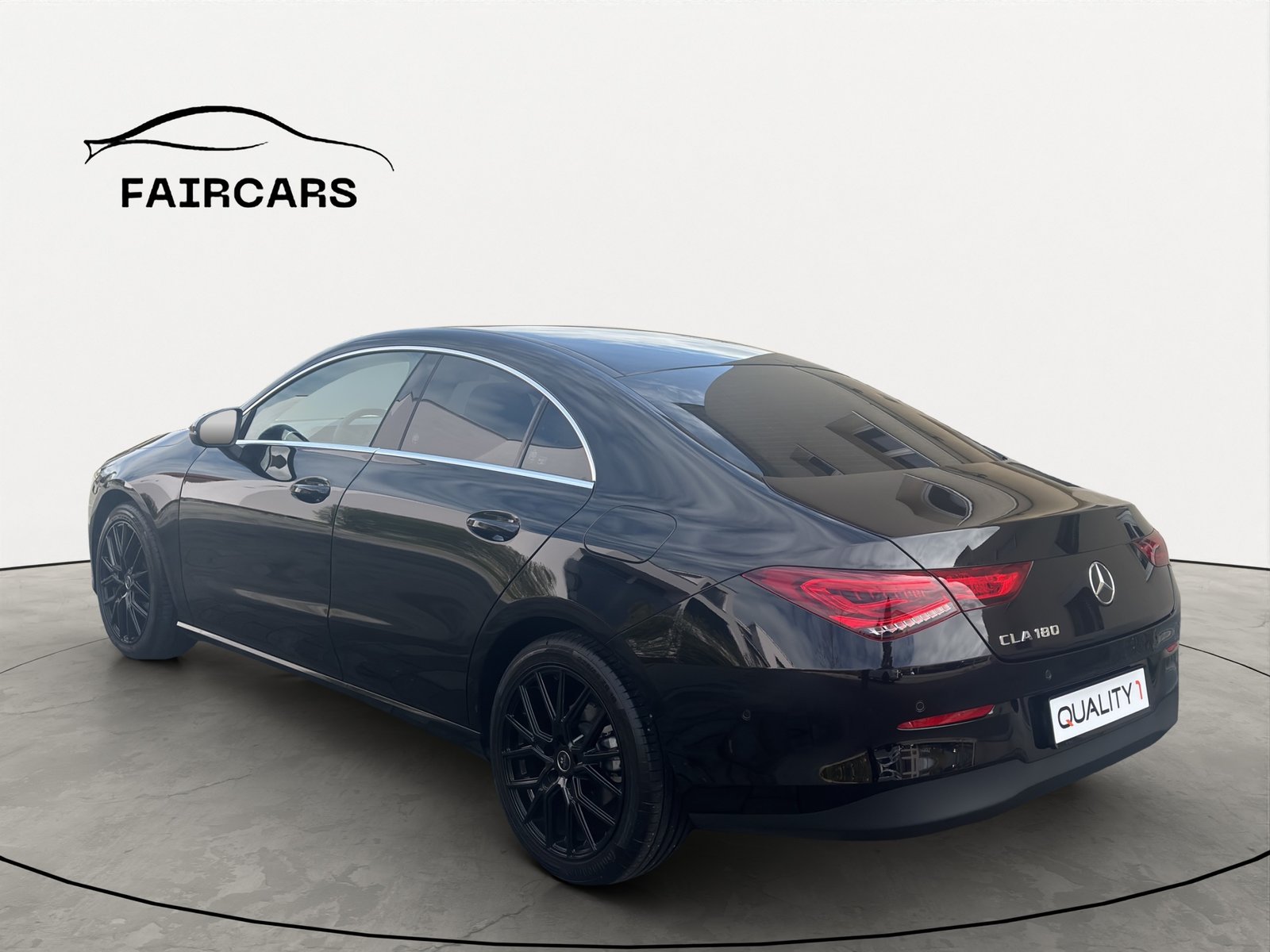 MERCEDES-BENZ CLA 180 7G-DCT, inkl. gratis Service, Essence, Occasion / Utilisé, Automatique - 4