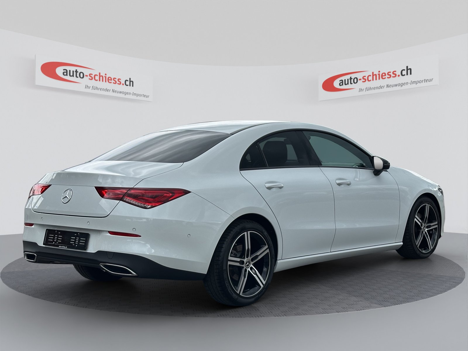 MERCEDES-BENZ CLA 180 Progressive Night 7G-DCT, Petrol, Second hand / Used, Automatic - 5