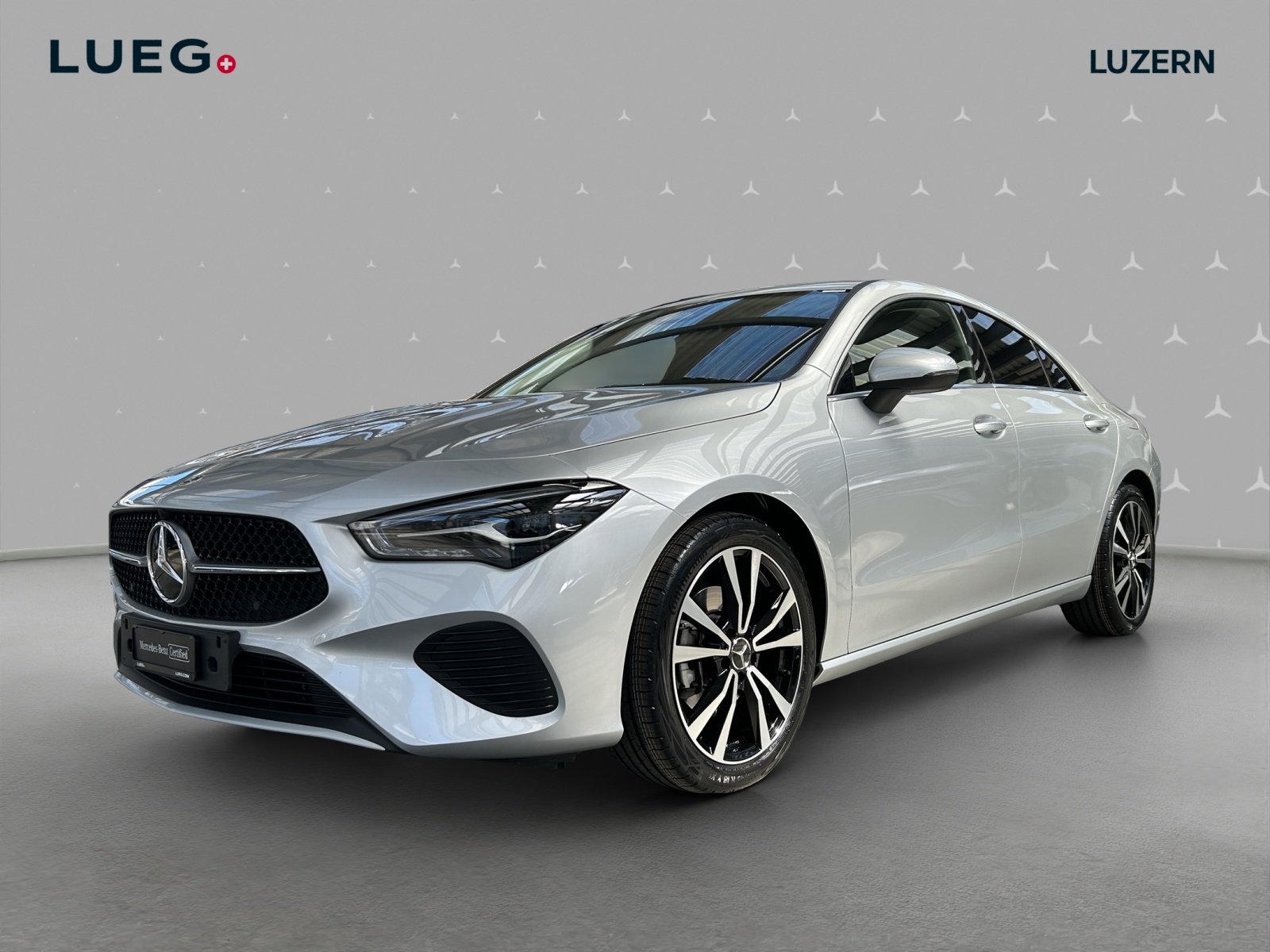 MERCEDES-BENZ CLA 180 7G-DCT