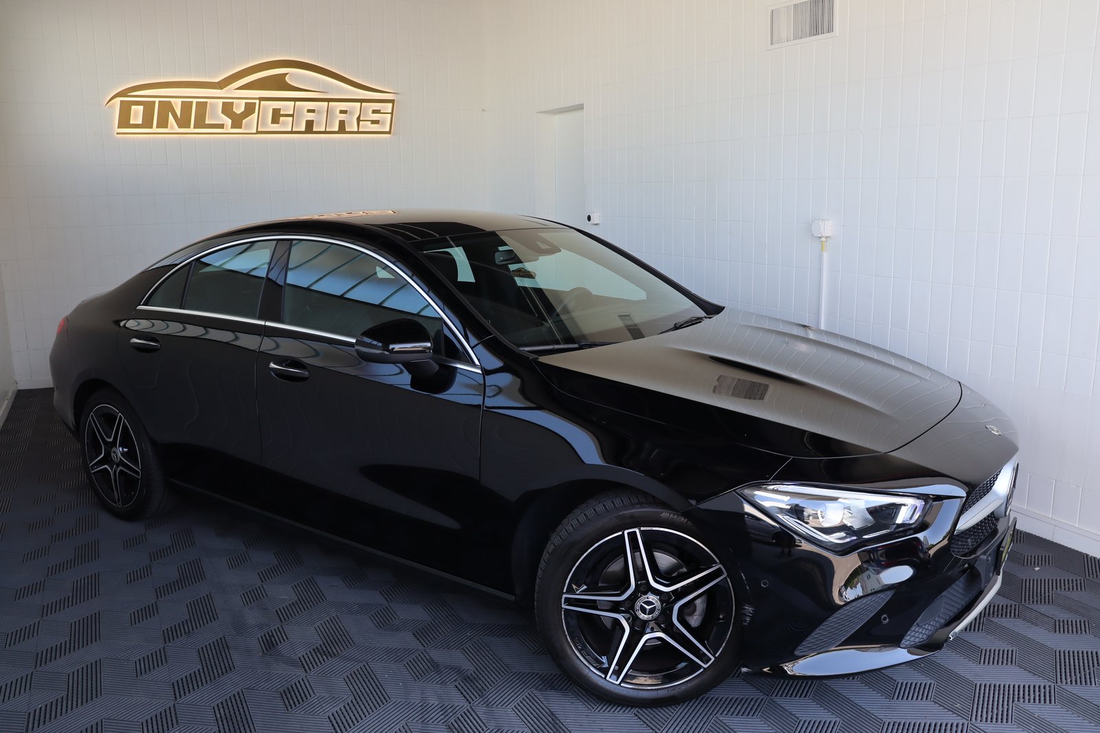 MERCEDES-BENZ CLA 180 Progressive 7G-DCT, Essence, Occasion / Utilisé, Automatique - 3