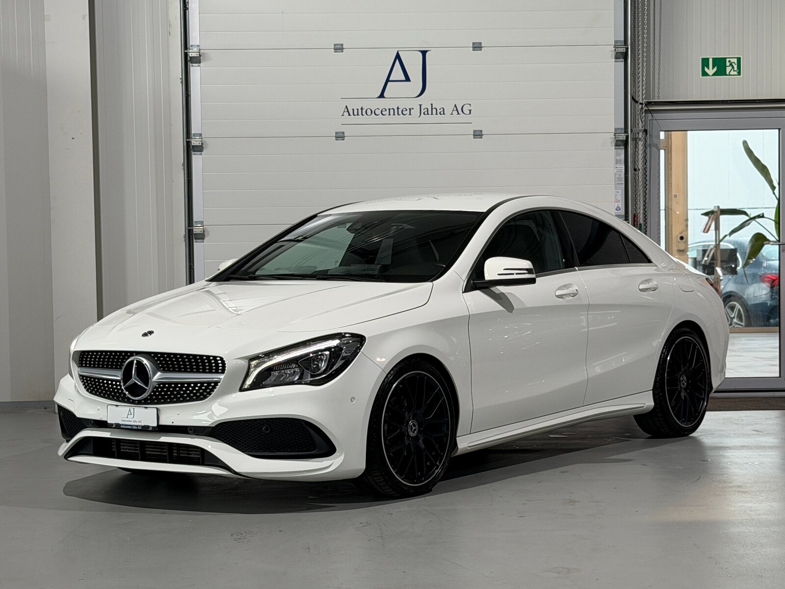 MERCEDES-BENZ CLA 180 AMG Line 7G-DCT, Essence, Occasion / Utilisé, Automatique - 3