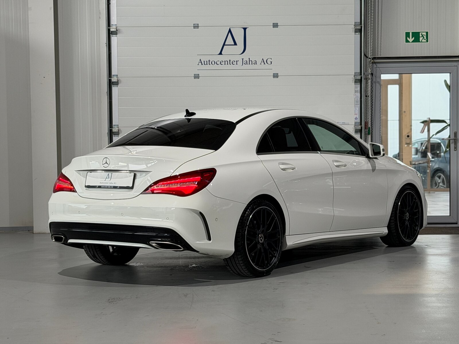 MERCEDES-BENZ CLA 180 AMG Line 7G-DCT, Essence, Occasion / Utilisé, Automatique - 7