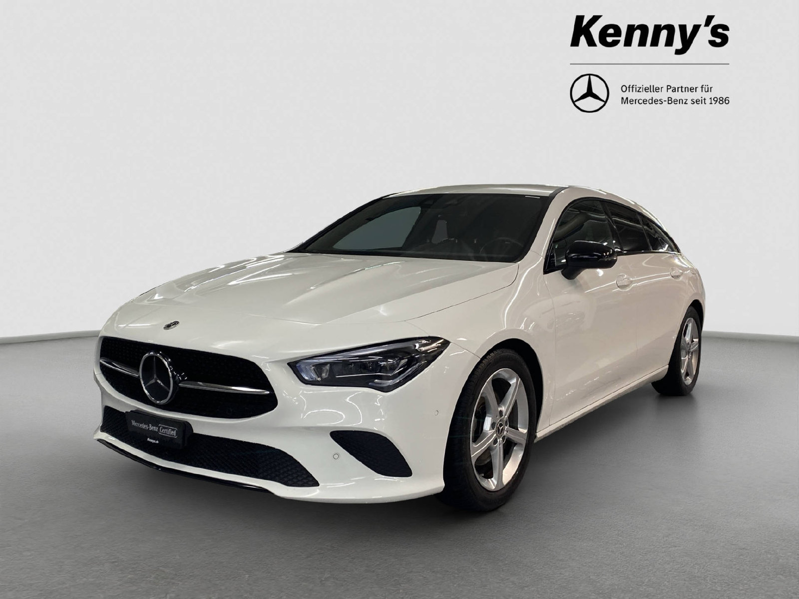 MERCEDES-BENZ CLA 200 Shooting Brake