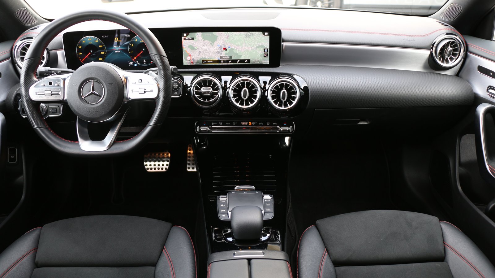 MERCEDES-BENZ CLA SB 200 AMG Line 7G, Essence, Occasion / Utilisé, Automatique - 7