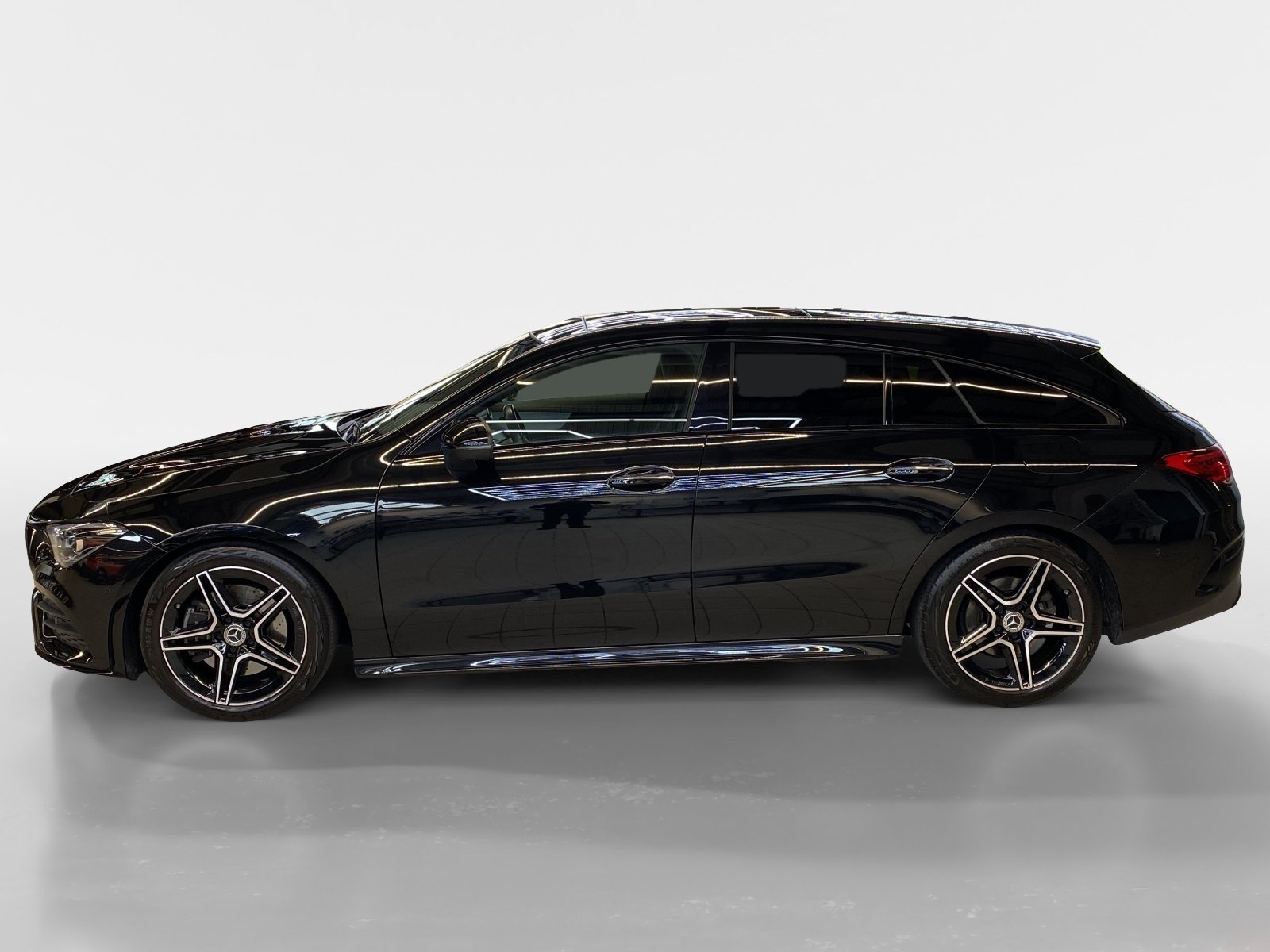 MERCEDES-BENZ CLA 200 AMG Line Shooting Brake, Essence, Occasion / Utilisé, Automatique - 3