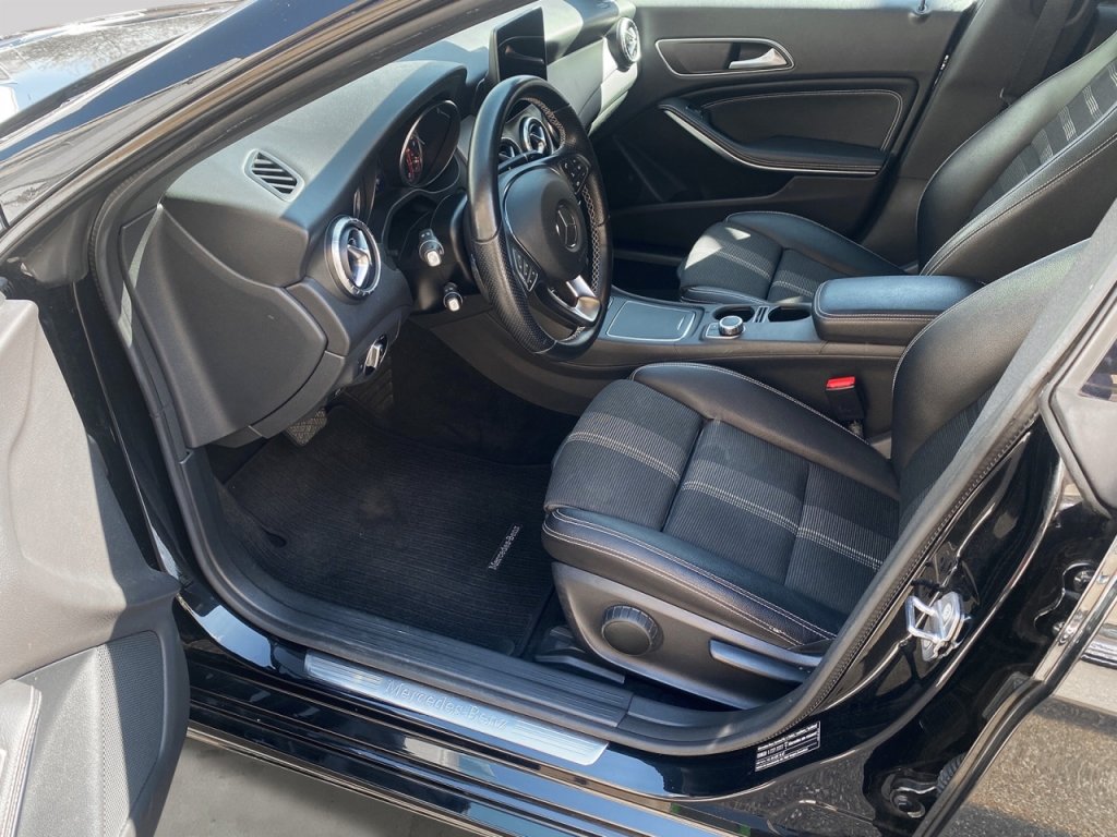 MERCEDES-BENZ CLA 200 Night Star, Essence, Occasion / Utilisé, Automatique - 5
