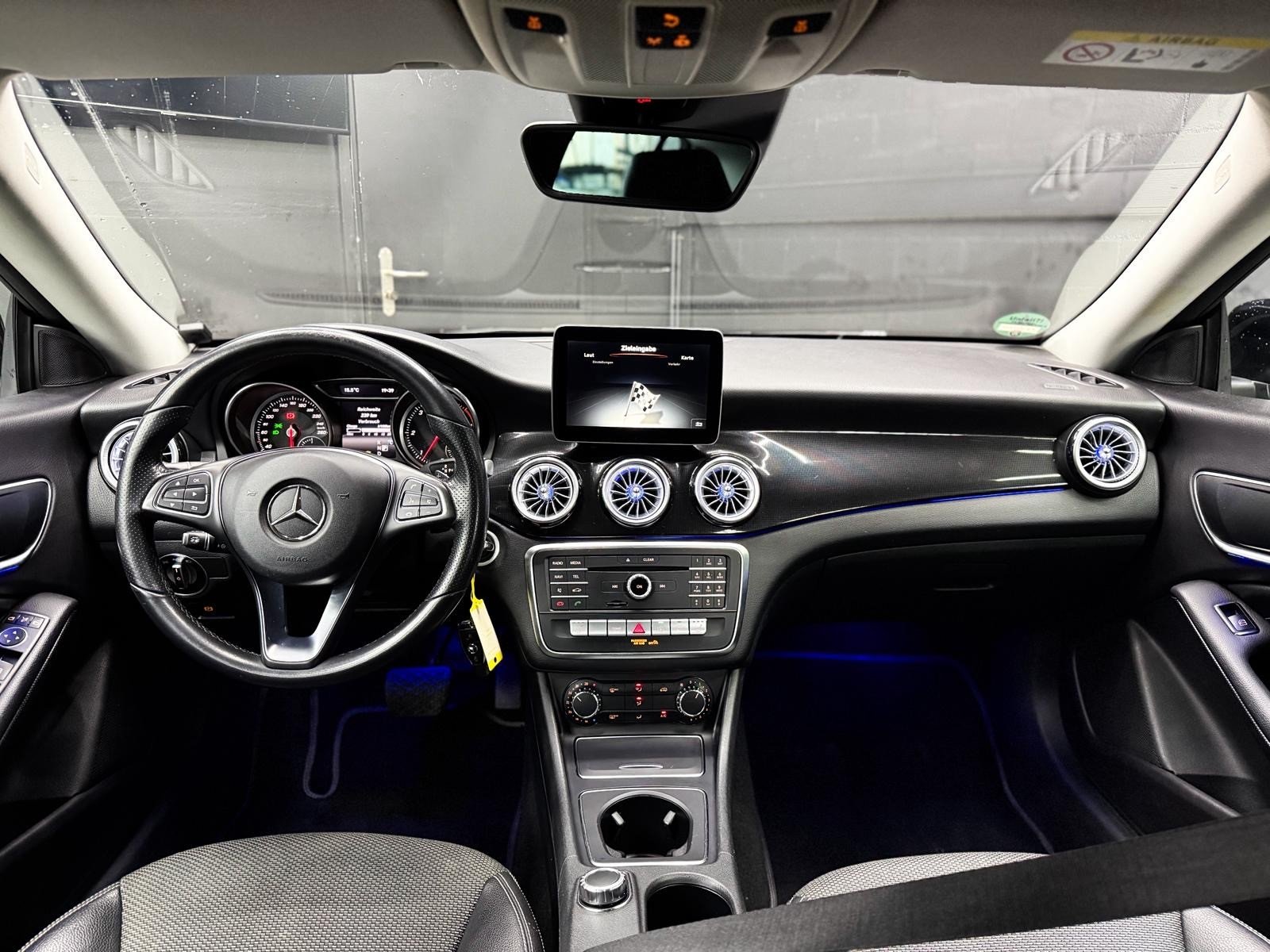 MERCEDES-BENZ CLA Shooting Brake 200 d AMG-Line 7G-DCT, Diesel, Second hand / Used, Automatic - 7