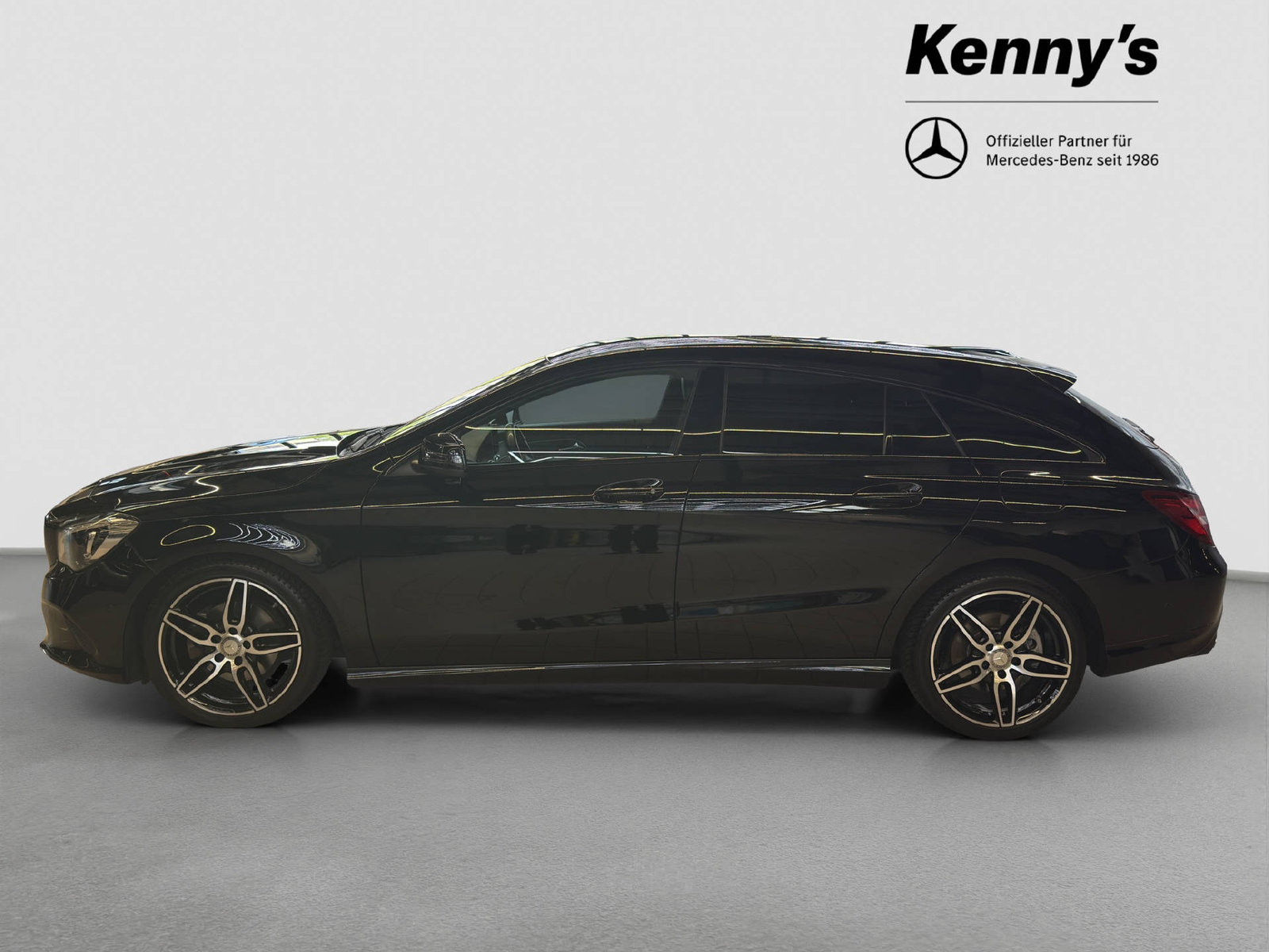 MERCEDES-BENZ CLA 200 Shooting Brake Night Star, Essence, Occasion / Utilisé, Automatique - 3