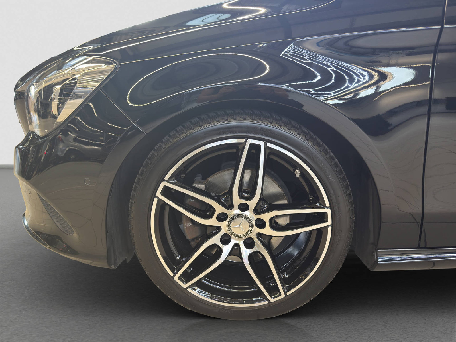 MERCEDES-BENZ CLA 200 Shooting Brake Night Star, Essence, Occasion / Utilisé, Automatique - 6