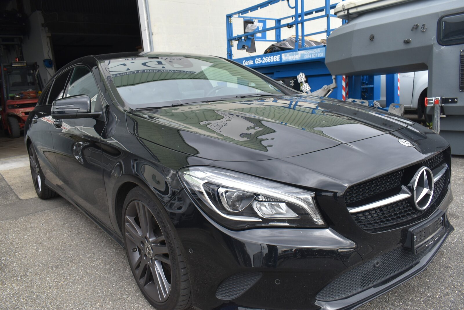 MERCEDES-BENZ CLA Shooting Brake 200 Night Star 7G-DCT