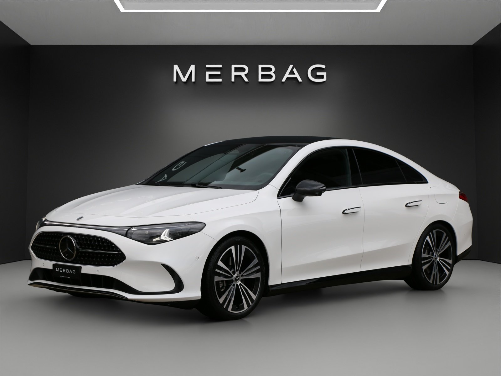 MERCEDES-BENZ CLA 200 8G-DCT