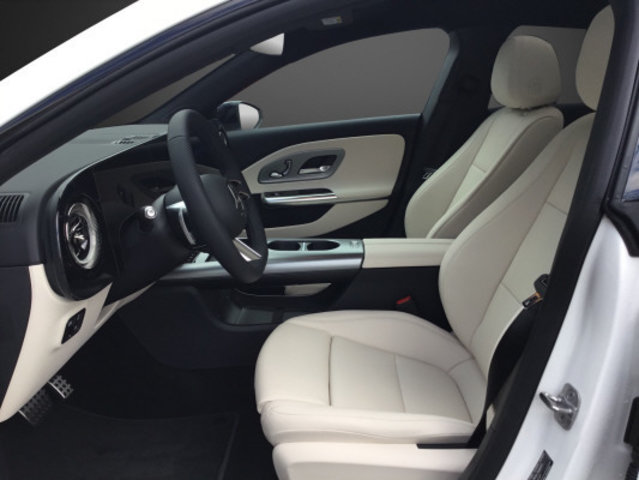 MERCEDES-BENZ CLA 200 8G-DCT 4Matic, Benzin, Neuwagen, Automatik - 7