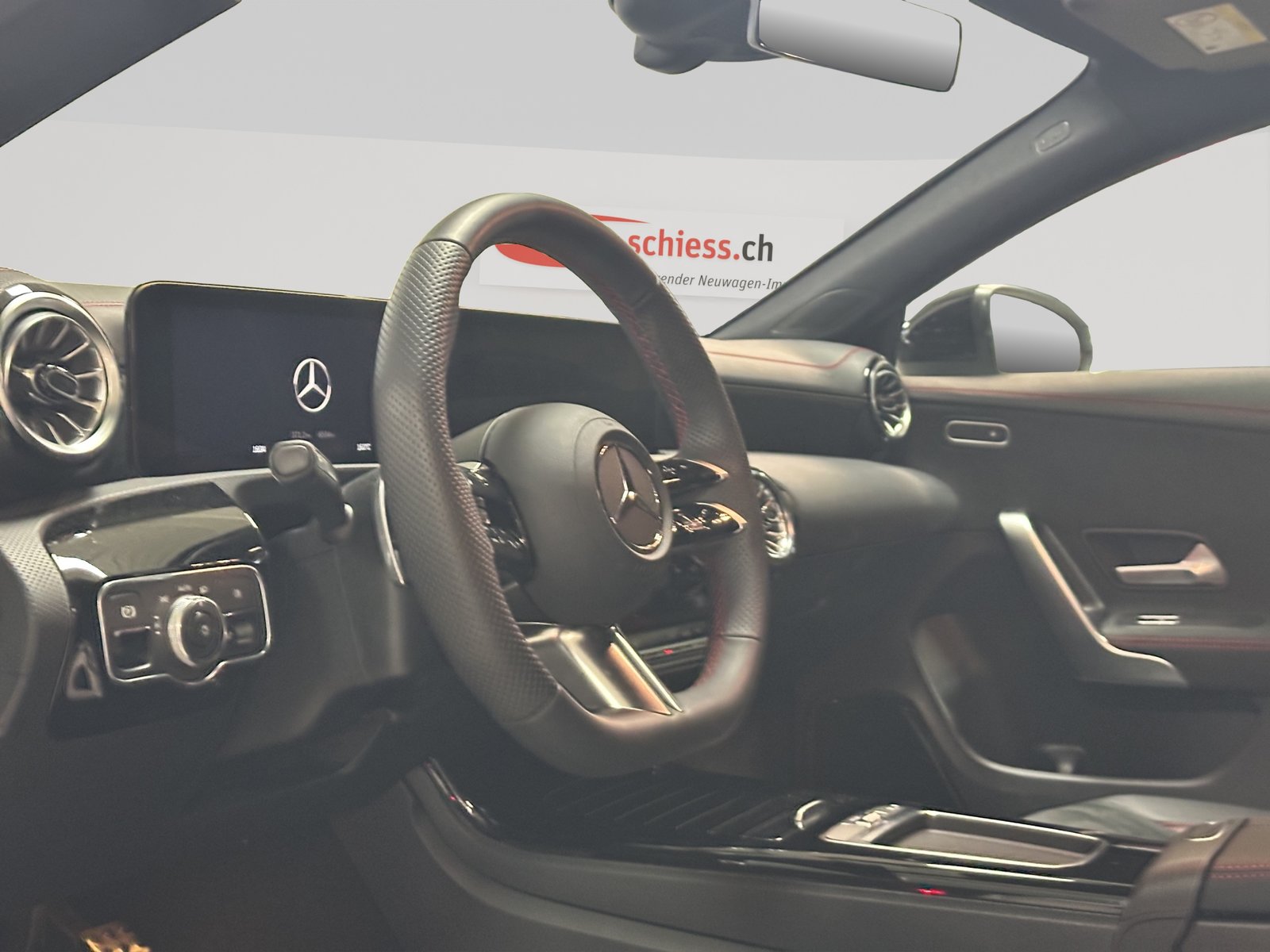 MERCEDES-BENZ CLA 200 AMG Line Night 7G-DCT Facelift, Hybride Léger Essence/Électricité, Occasion / Utilisé, Automatique - 6