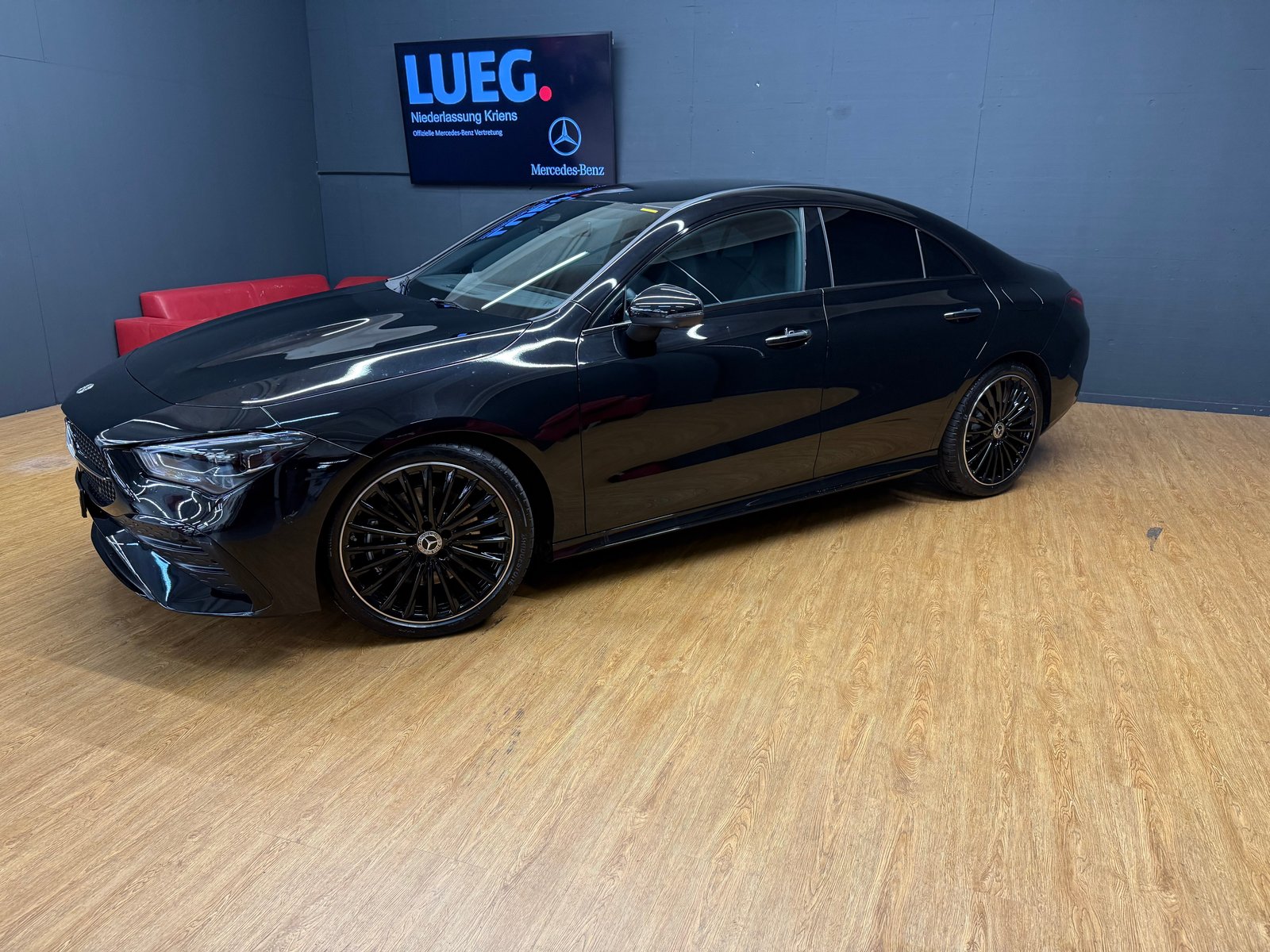 MERCEDES-BENZ CLA 200 - AMG / DISTRONIC / 360 Grad Kamera / Multibeam LED, Mild-Hybrid Benzin/Elektro, Occasion / Gebraucht, Automat - 3