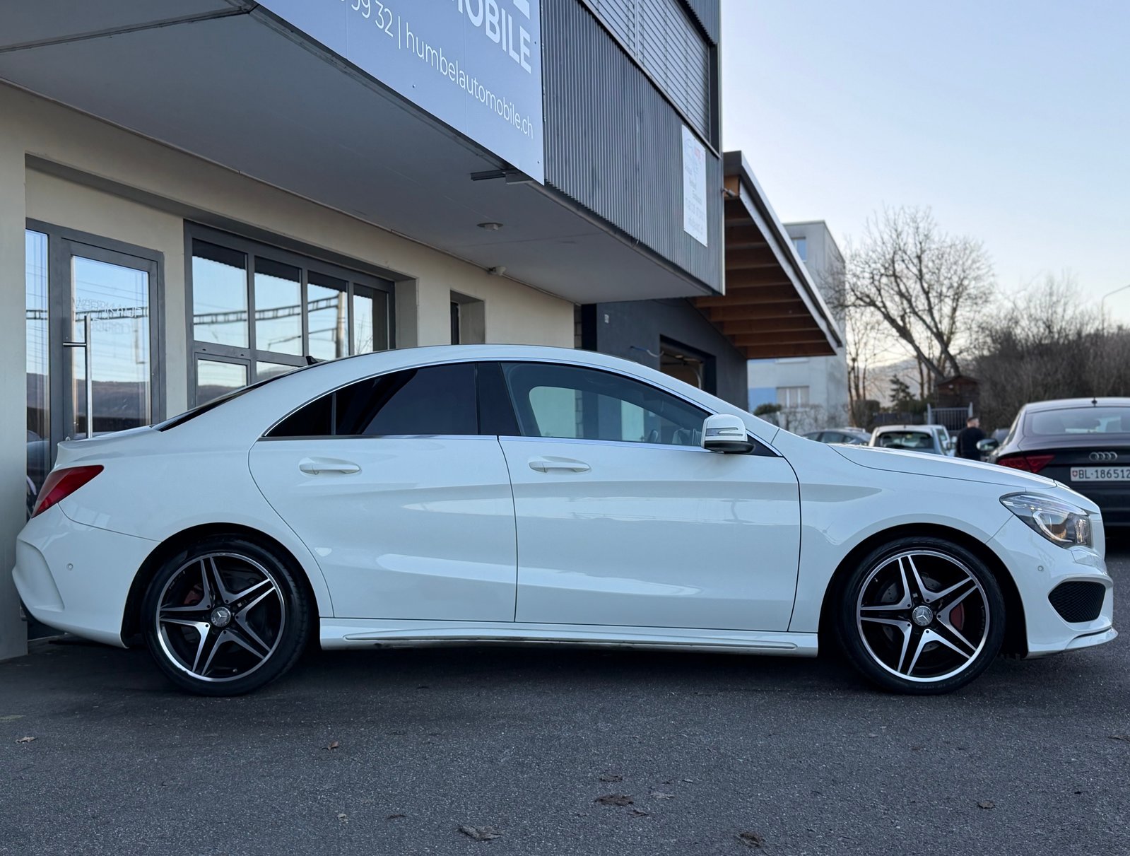 MERCEDES-BENZ CLA 200 AMG Line 7G-DCT, Benzin, Occasion / Gebraucht, Automatik - 5