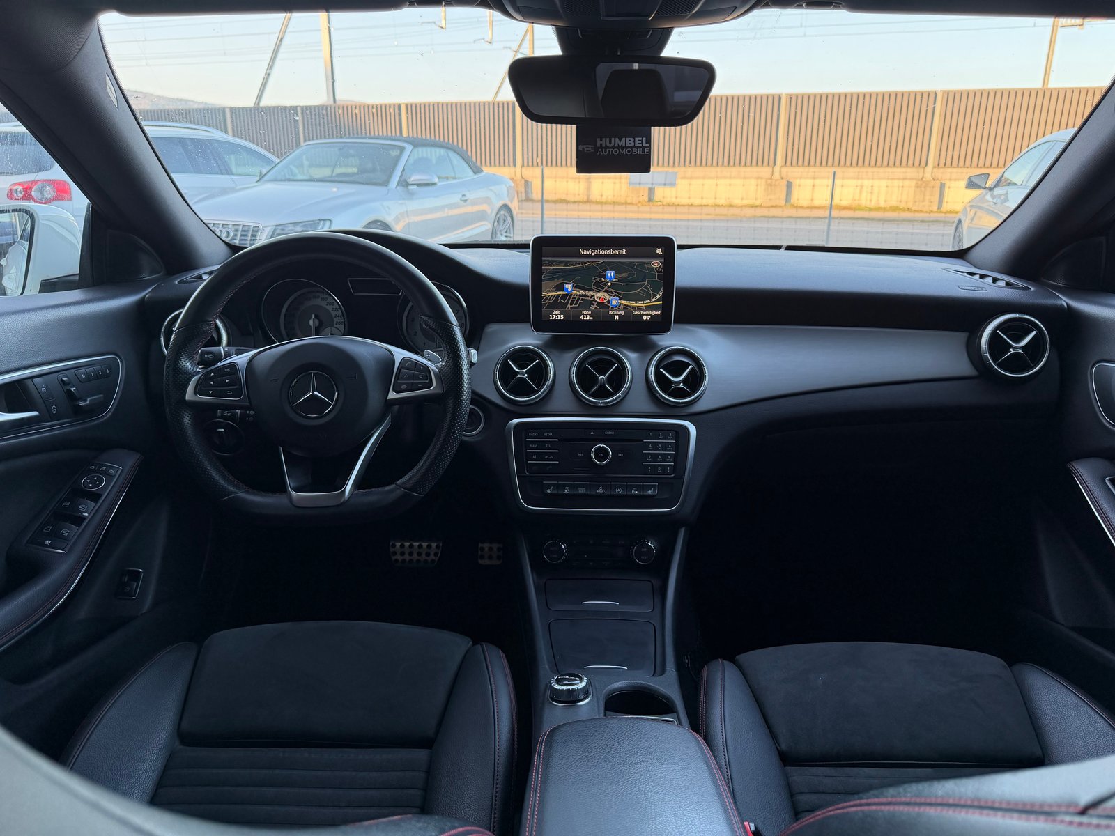 MERCEDES-BENZ CLA 200 AMG Line 7G-DCT, Benzin, Occasion / Gebraucht, Automatik - 7